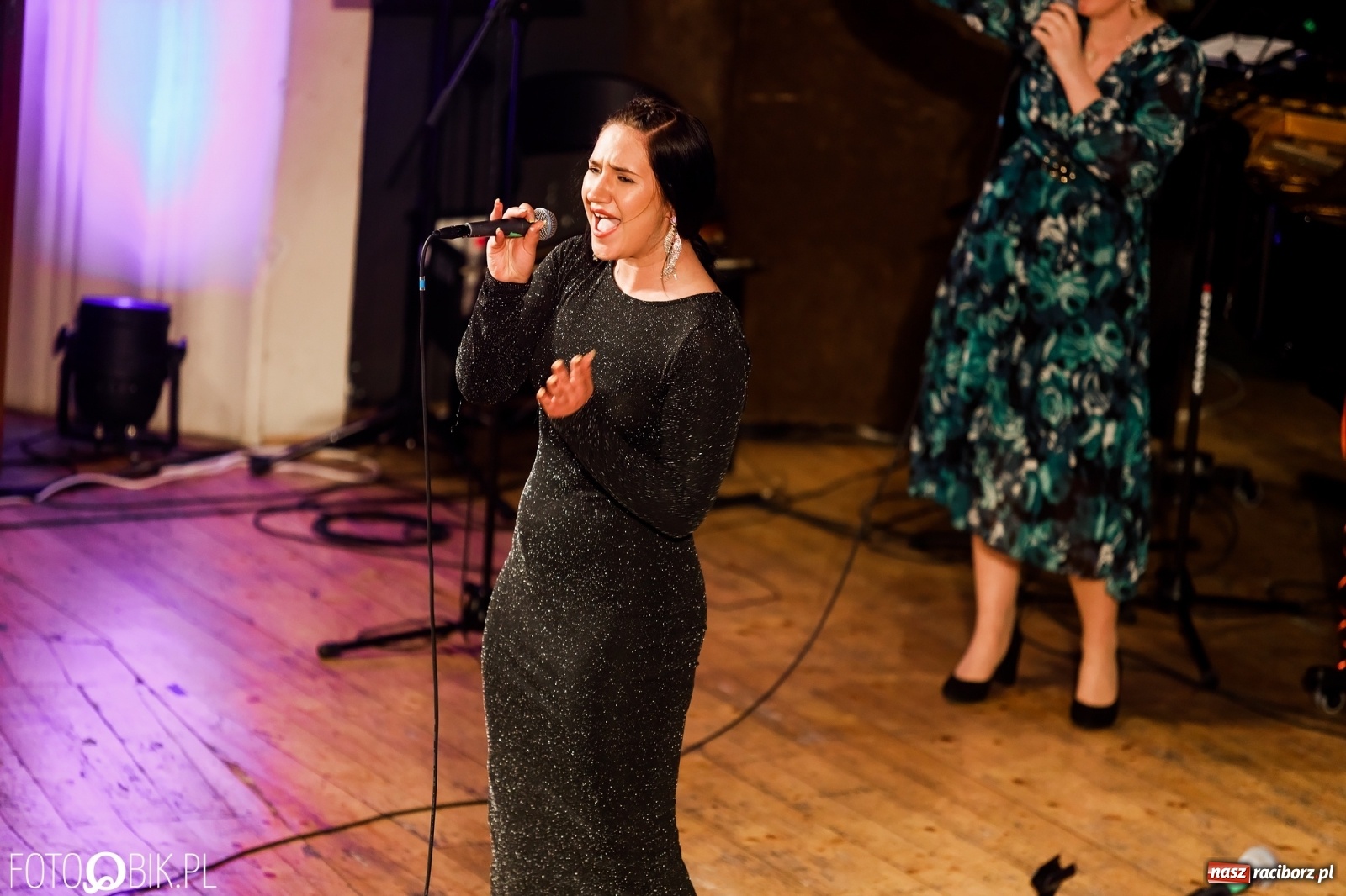 Zdjęcie w galerii na portalu naszraciborz.pl: Kasprowicz z serca - koncert w Raciborskim Centrum Kultury [FOTO i WIDEO] wiadomości z regionu