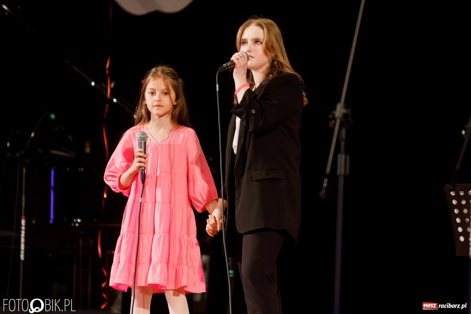 Zdjęcie w galerii na portalu naszraciborz.pl: Kasprowicz z serca - koncert w Raciborskim Centrum Kultury [FOTO i WIDEO] wiadomości z regionu