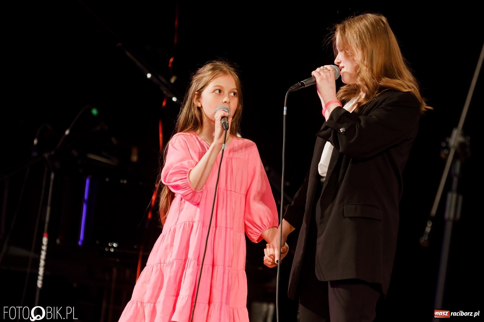 Zdjęcie w galerii na portalu naszraciborz.pl: Kasprowicz z serca - koncert w Raciborskim Centrum Kultury [FOTO i WIDEO] wiadomości z regionu