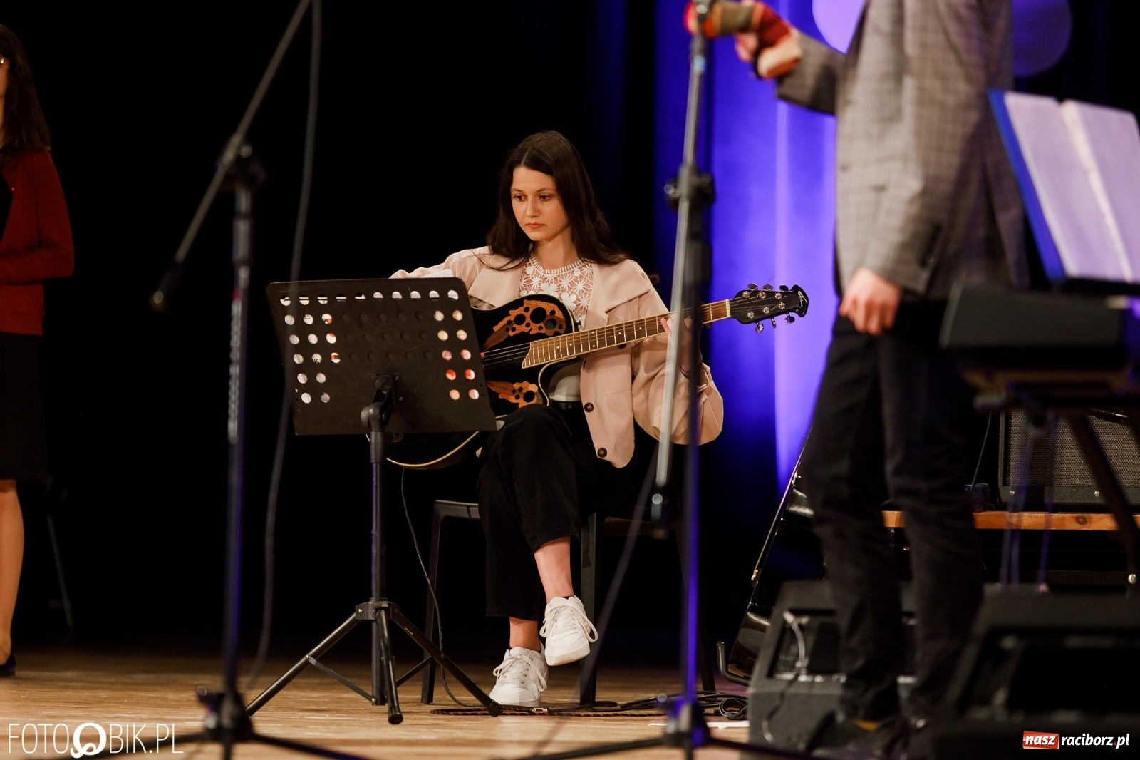 Zdjęcie w galerii na portalu naszraciborz.pl: Kasprowicz z serca - koncert w Raciborskim Centrum Kultury [FOTO i WIDEO] wiadomości z regionu