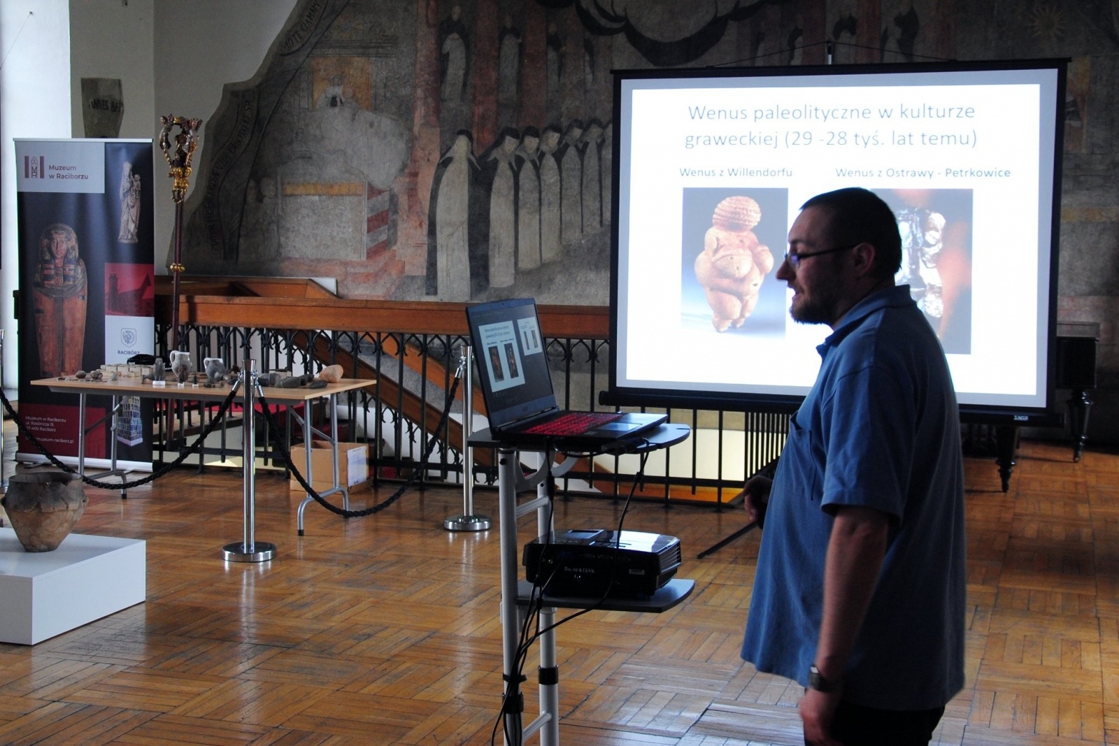 Zdjęcie w galerii na portalu naszraciborz.pl: W Muzeum rozmawiano o tajemnicach raciborskiej Venus wiadomości z regionu