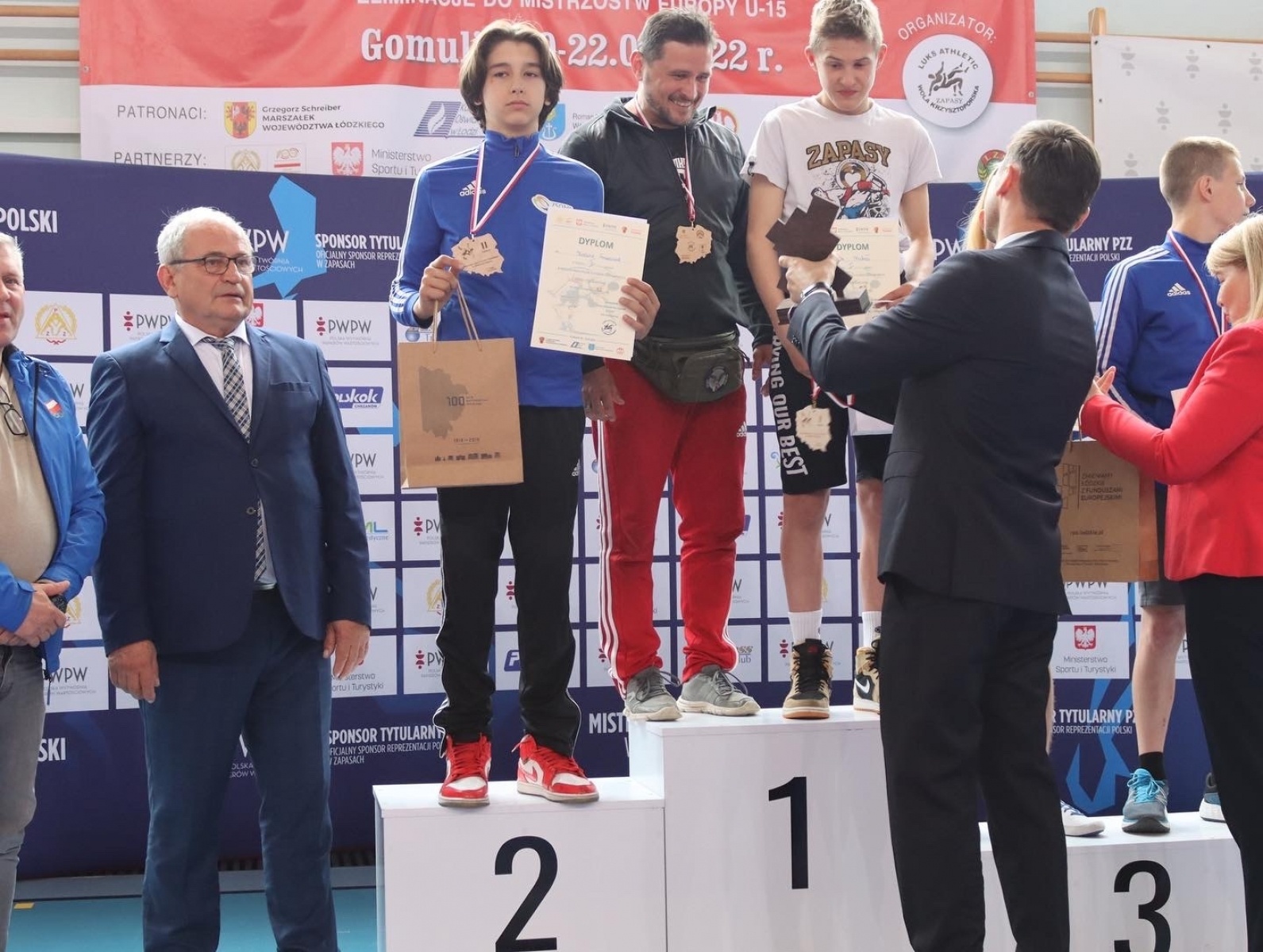 Zdjęcie w galerii na portalu naszraciborz.pl: Młodzi zapaśnicy z Raciborza najlepsi w kraju! wiadomości z regionu