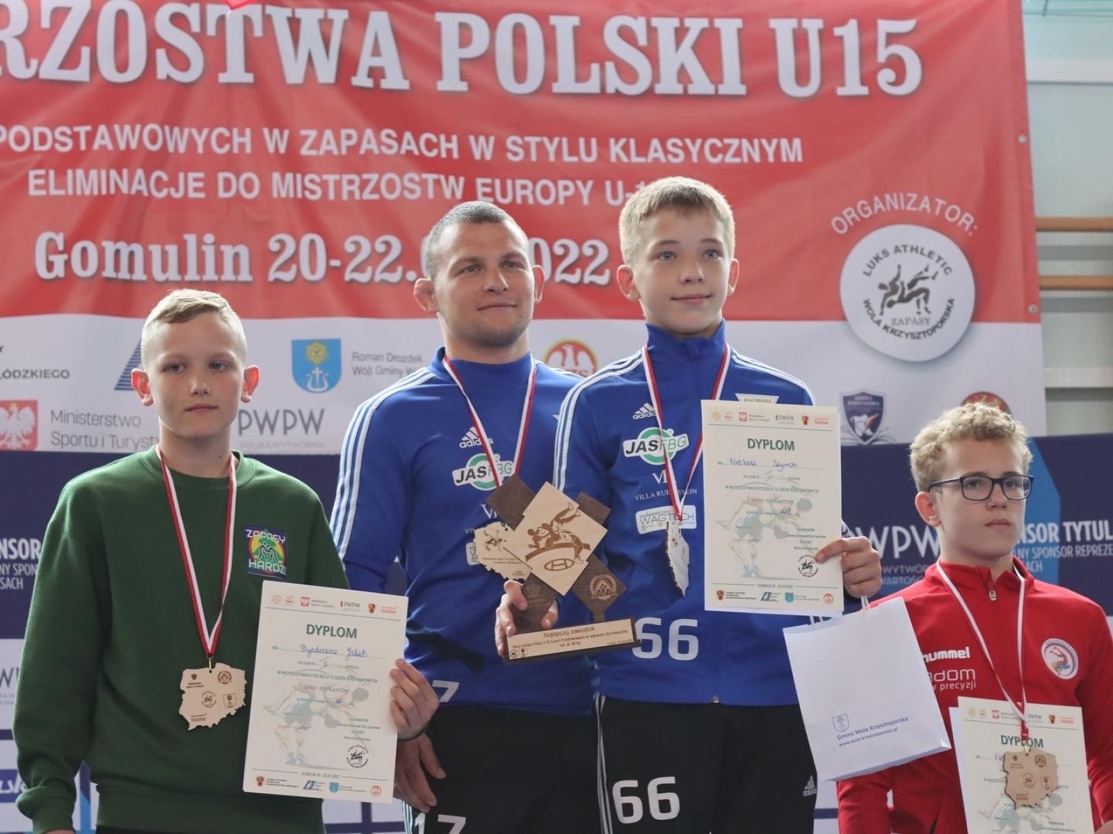 Zdjęcie w galerii na portalu naszraciborz.pl: Młodzi zapaśnicy z Raciborza najlepsi w kraju! wiadomości z regionu