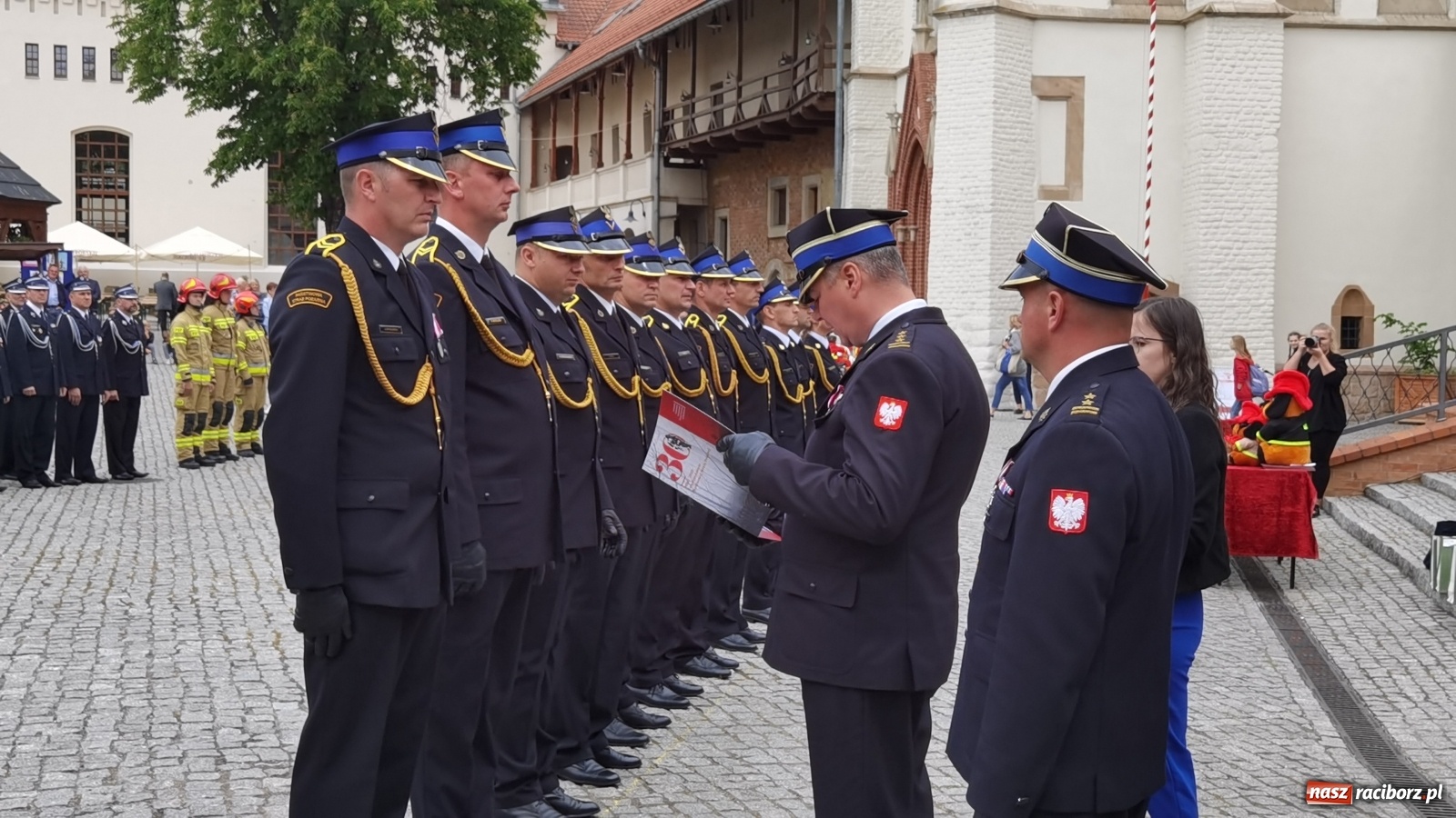 Zdjęcie w galerii na portalu naszraciborz.pl: Cisi aniołowe drugiego człowieka. Dzień Strażaka na Zamku Piastowskim [FOTO i WIDEO] wiadomości z regionu