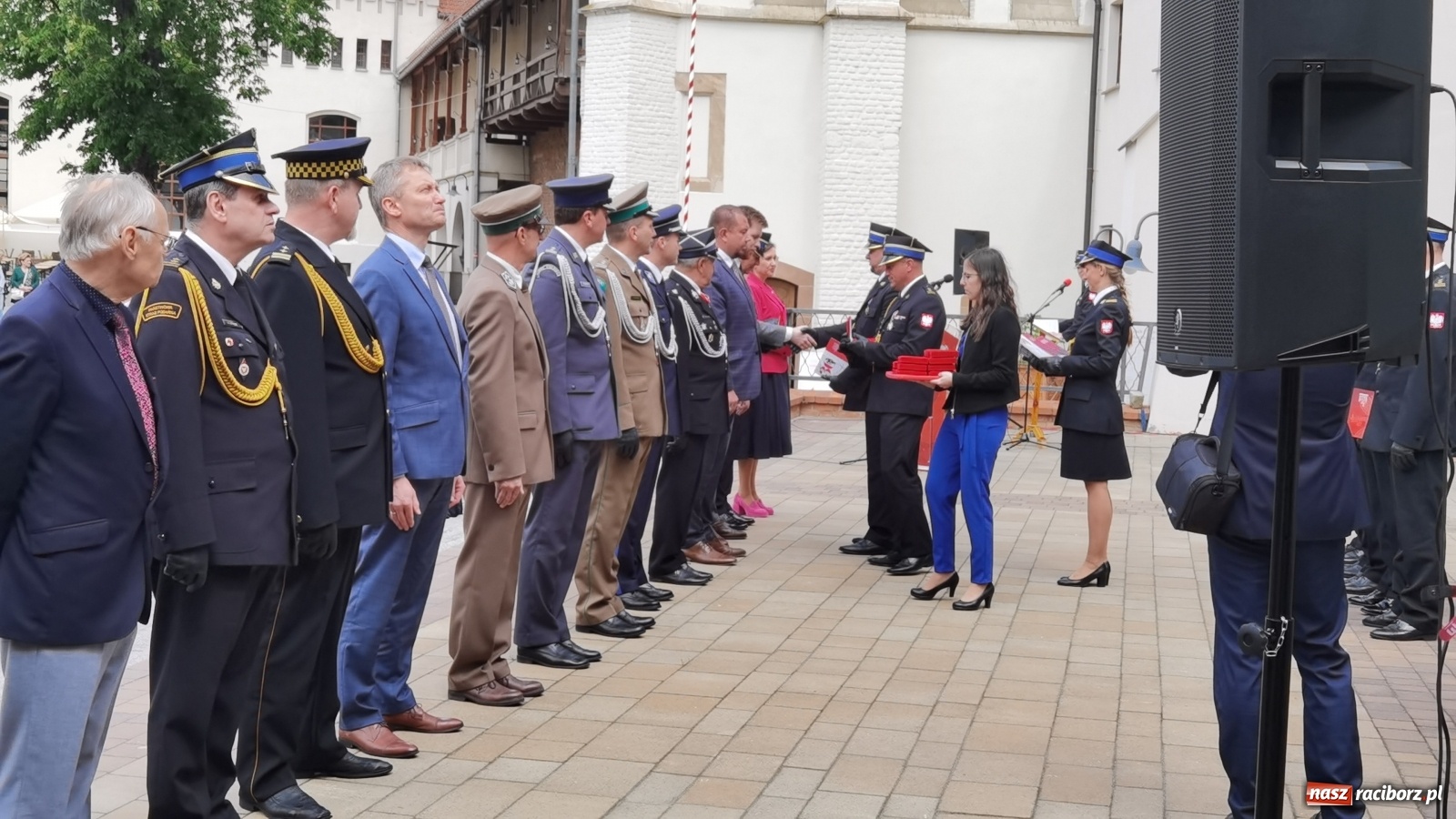 Zdjęcie w galerii na portalu naszraciborz.pl: Cisi aniołowe drugiego człowieka. Dzień Strażaka na Zamku Piastowskim [FOTO i WIDEO] wiadomości z regionu