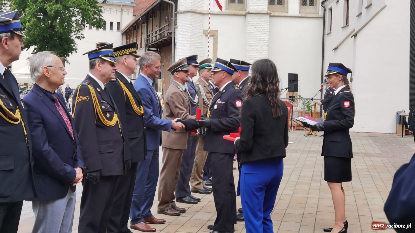 Zdjęcie w galerii na portalu naszraciborz.pl: Cisi aniołowe drugiego człowieka. Dzień Strażaka na Zamku Piastowskim [FOTO i WIDEO] wiadomości z regionu