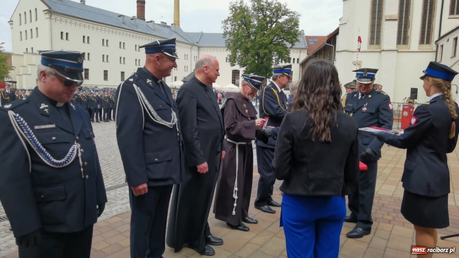 Zdjęcie w galerii na portalu naszraciborz.pl: Cisi aniołowe drugiego człowieka. Dzień Strażaka na Zamku Piastowskim [FOTO i WIDEO] wiadomości z regionu