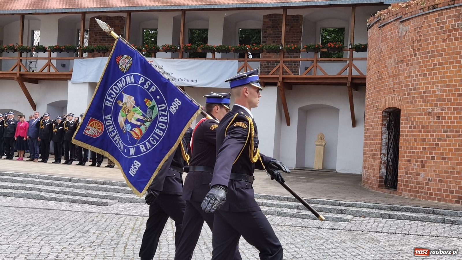 Zdjęcie w galerii na portalu naszraciborz.pl: Cisi aniołowe drugiego człowieka. Dzień Strażaka na Zamku Piastowskim [FOTO i WIDEO] wiadomości z regionu