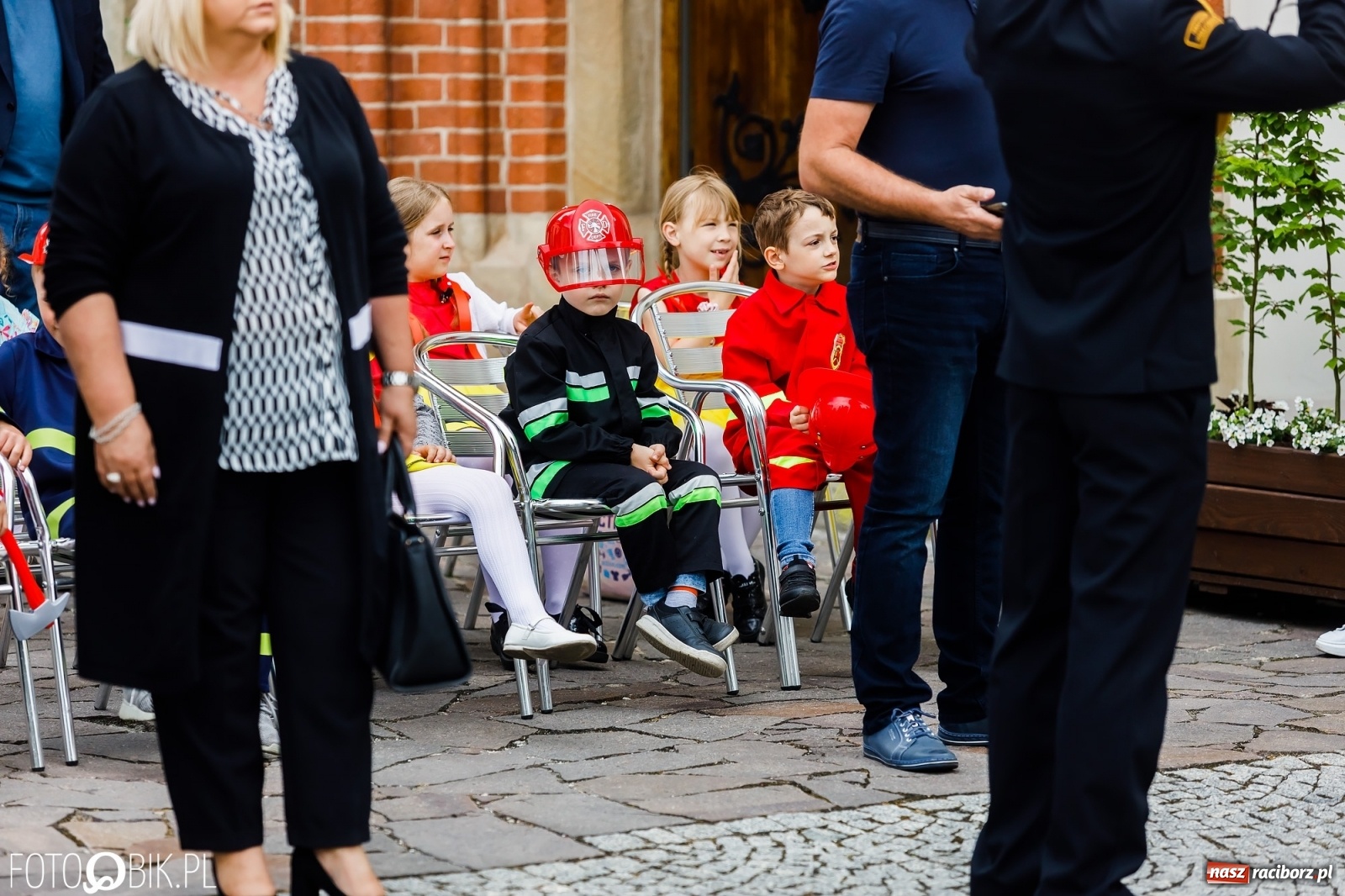 Zdjęcie w galerii na portalu naszraciborz.pl: Cisi aniołowe drugiego człowieka. Dzień Strażaka na Zamku Piastowskim [FOTO i WIDEO] wiadomości z regionu