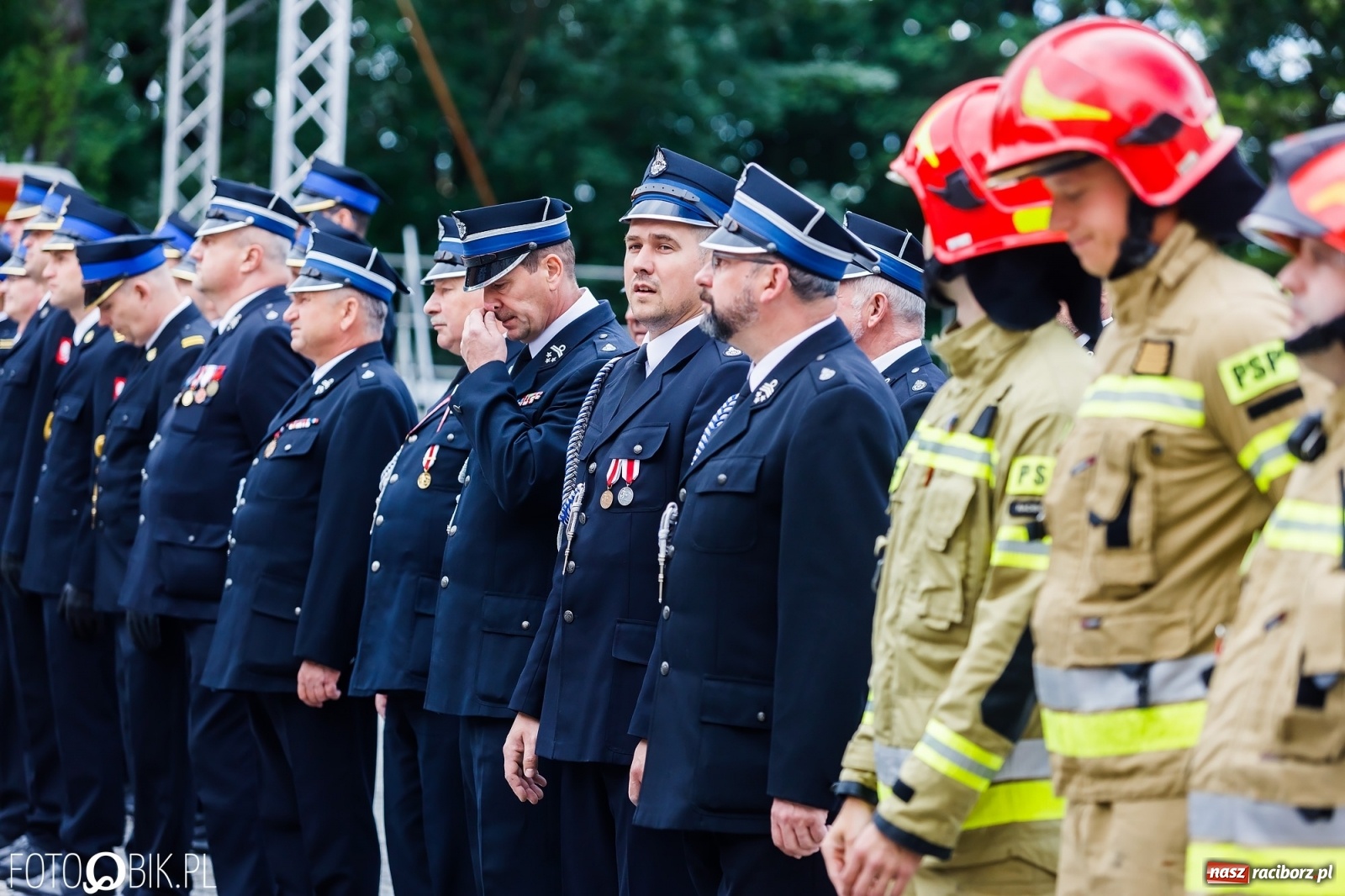 Zdjęcie w galerii na portalu naszraciborz.pl: Cisi aniołowe drugiego człowieka. Dzień Strażaka na Zamku Piastowskim [FOTO i WIDEO] wiadomości z regionu