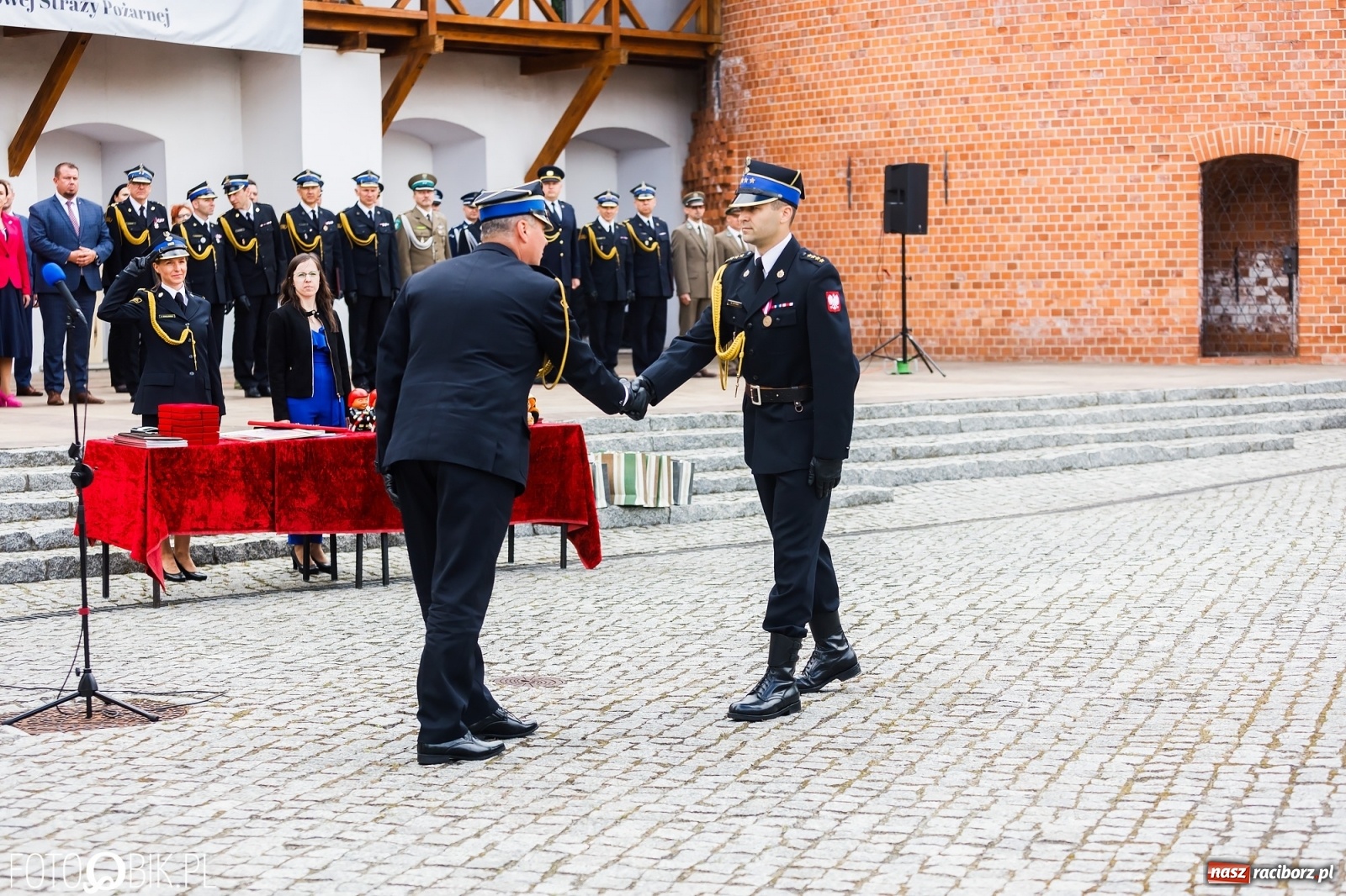 Zdjęcie w galerii na portalu naszraciborz.pl: Cisi aniołowe drugiego człowieka. Dzień Strażaka na Zamku Piastowskim [FOTO i WIDEO] wiadomości z regionu