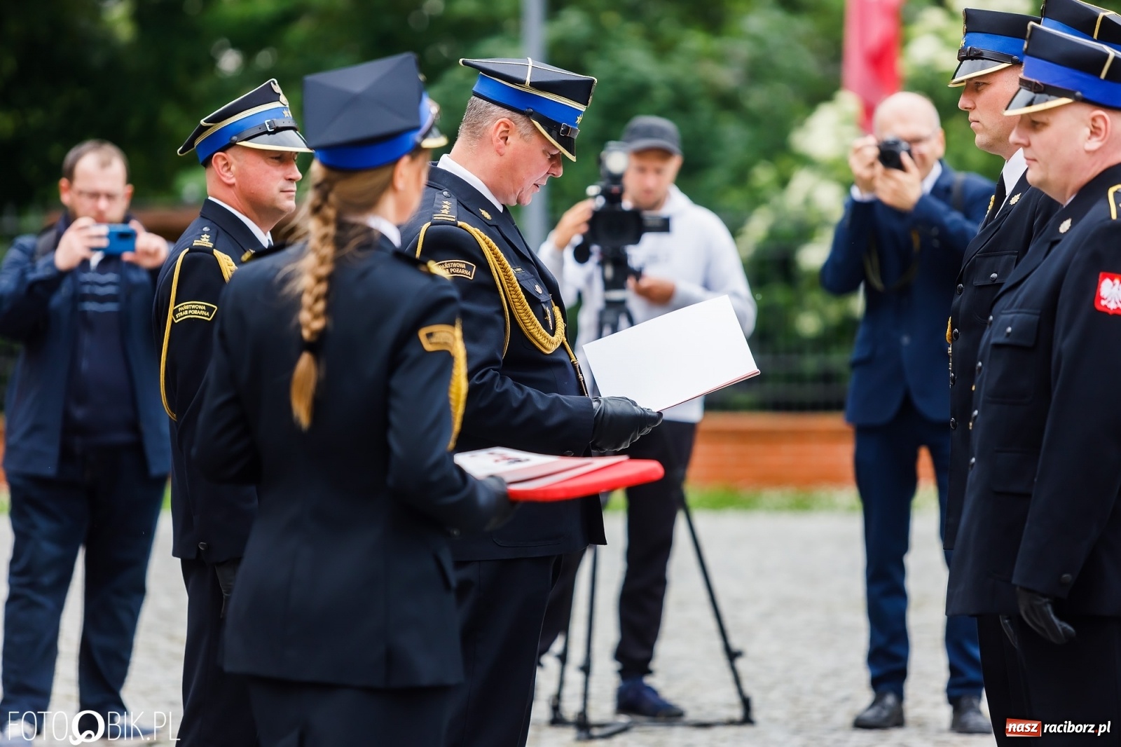 Zdjęcie w galerii na portalu naszraciborz.pl: Cisi aniołowe drugiego człowieka. Dzień Strażaka na Zamku Piastowskim [FOTO i WIDEO] wiadomości z regionu