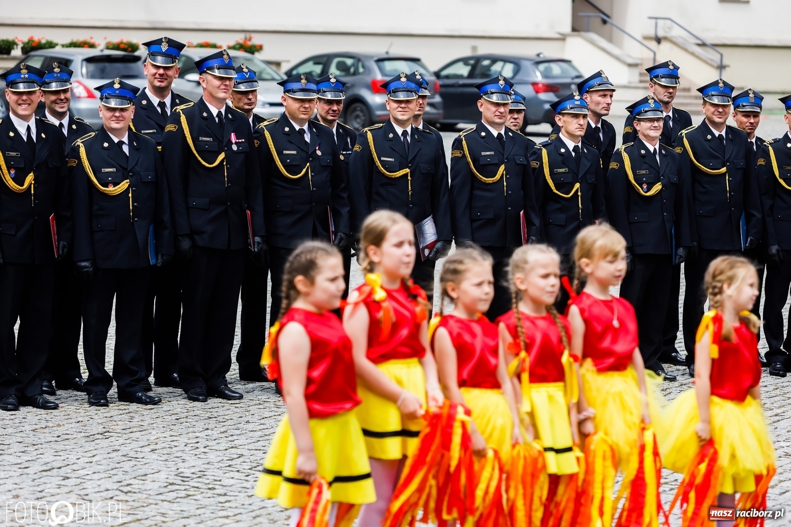 Zdjęcie w galerii na portalu naszraciborz.pl: Cisi aniołowe drugiego człowieka. Dzień Strażaka na Zamku Piastowskim [FOTO i WIDEO] wiadomości z regionu