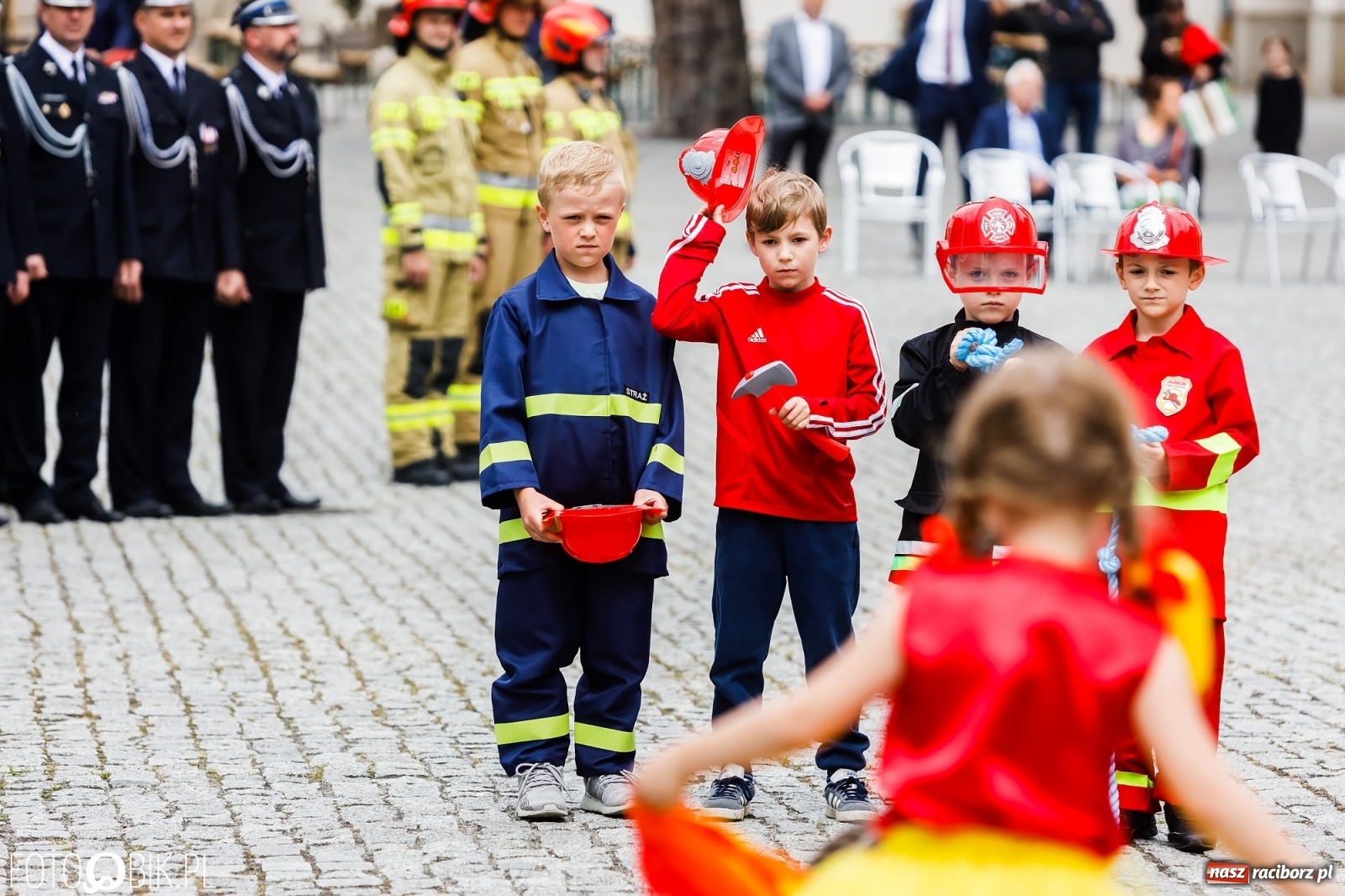 Zdjęcie w galerii na portalu naszraciborz.pl: Cisi aniołowe drugiego człowieka. Dzień Strażaka na Zamku Piastowskim [FOTO i WIDEO] wiadomości z regionu