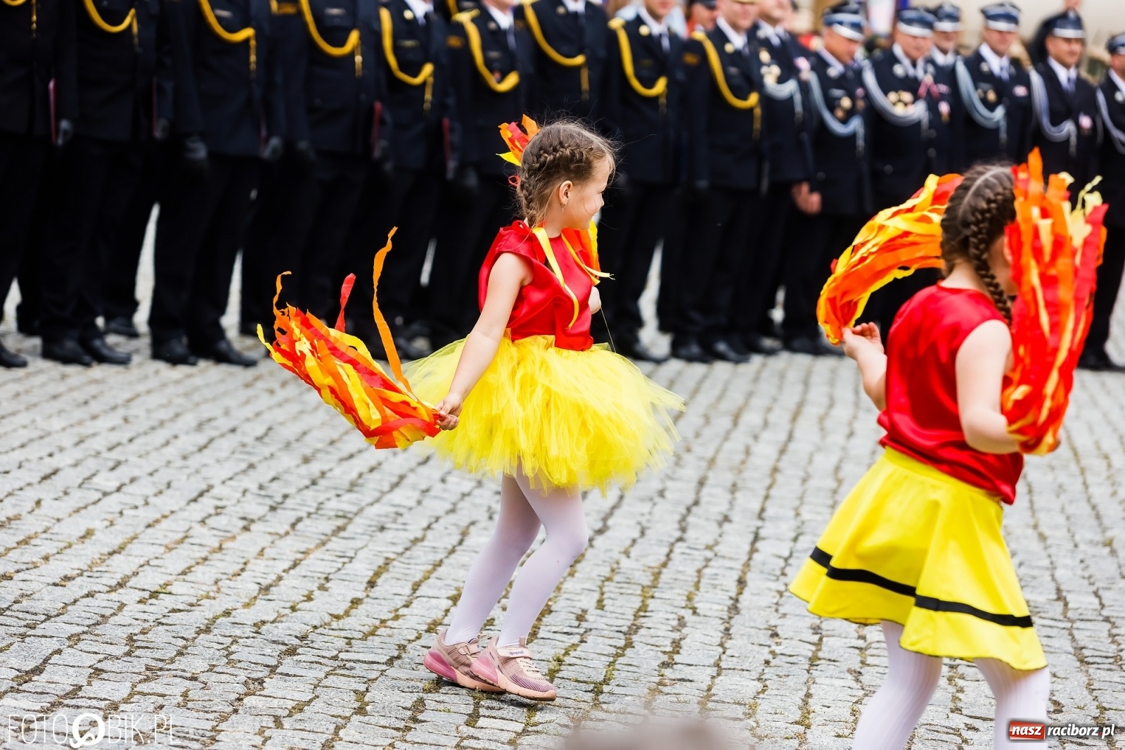 Zdjęcie w galerii na portalu naszraciborz.pl: Cisi aniołowe drugiego człowieka. Dzień Strażaka na Zamku Piastowskim [FOTO i WIDEO] wiadomości z regionu