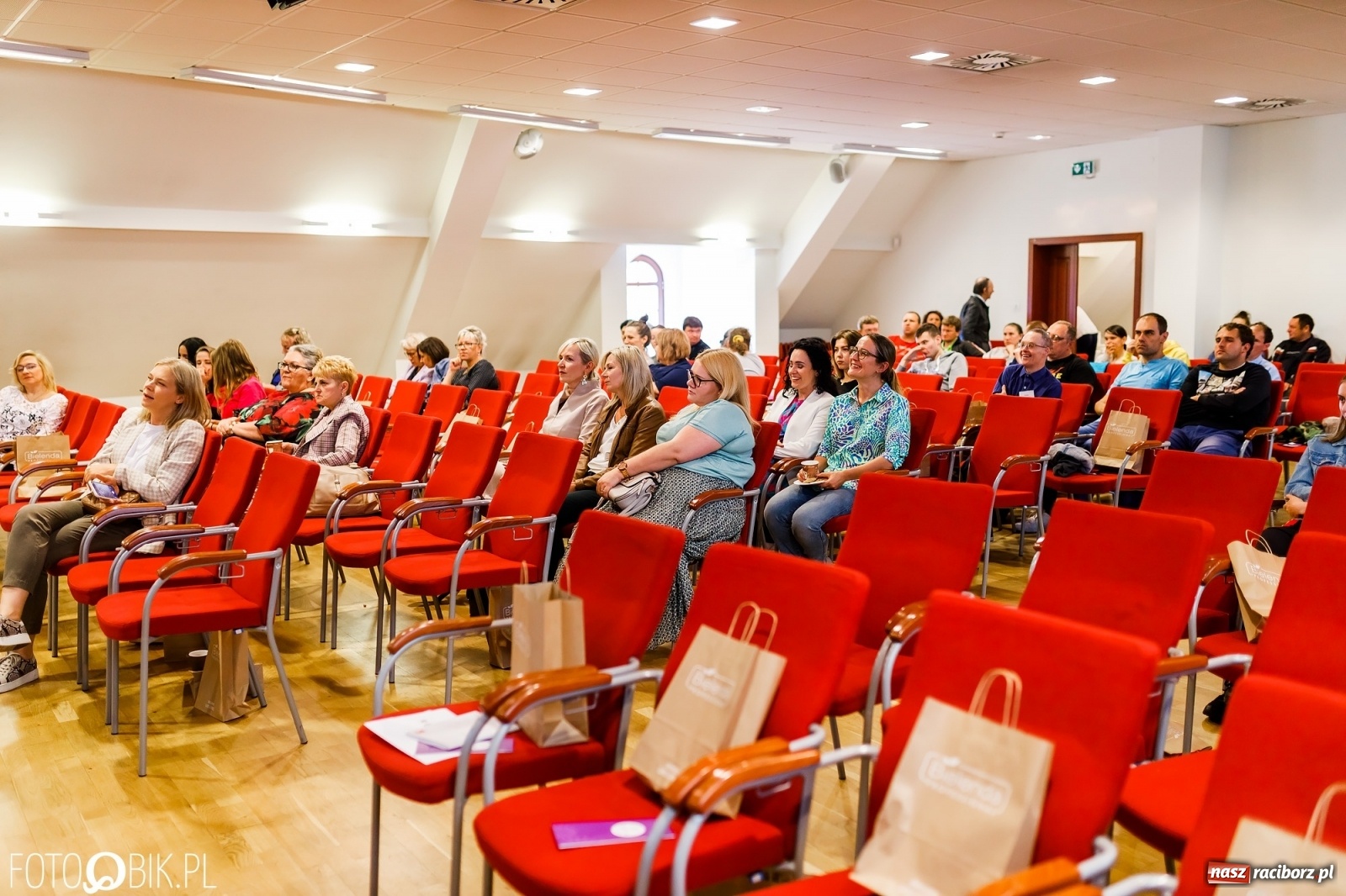 Zdjęcie w galerii na portalu naszraciborz.pl: Bądź piękniejsza. Na zamku trwają Raciborskie Dni Urody wiadomości z regionu