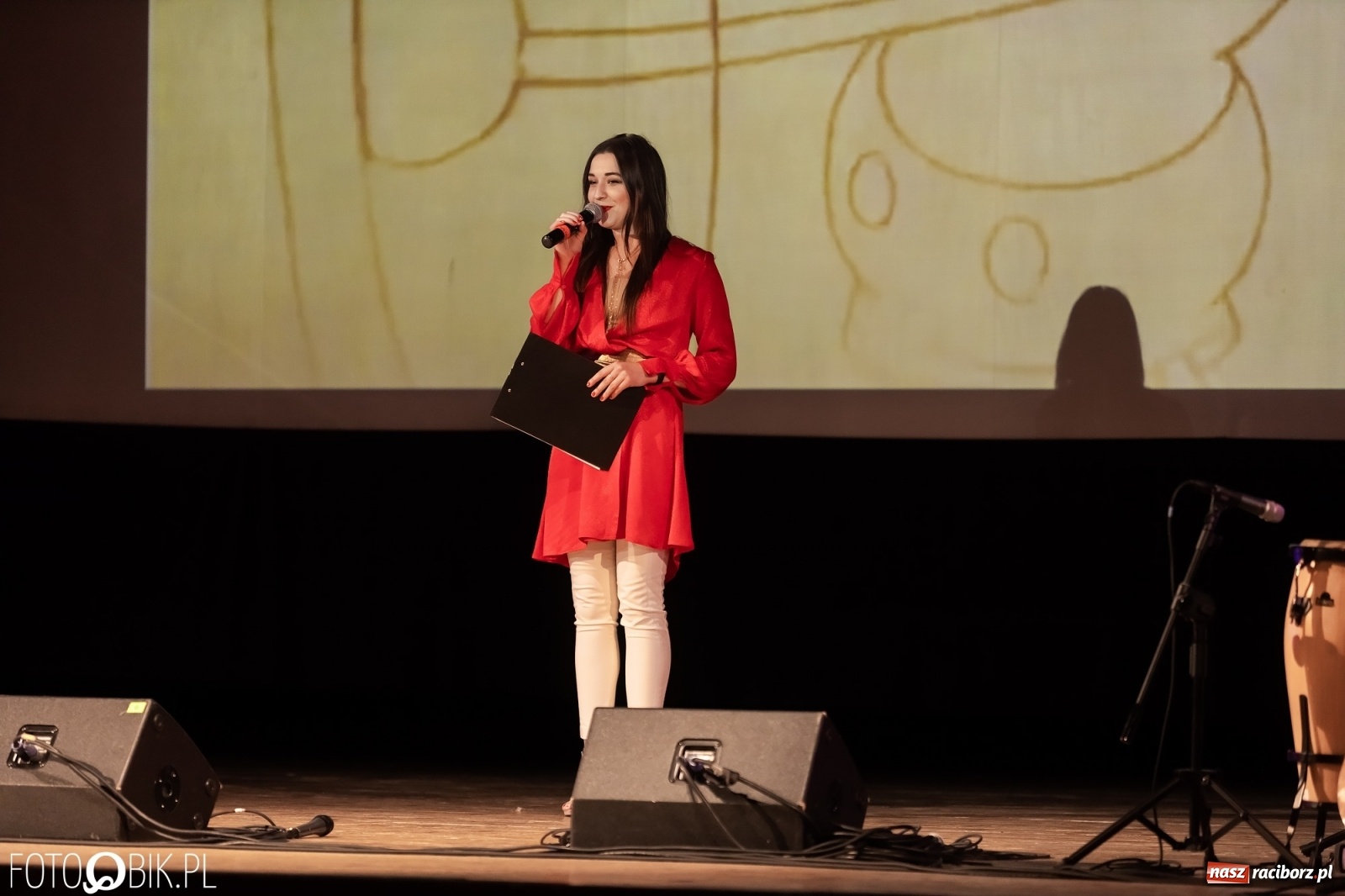 Zdjęcie w galerii na portalu naszraciborz.pl: Koncert disney'owski w wykonaniu zespołu wokalnego Perspektywa w RCK wiadomości z regionu