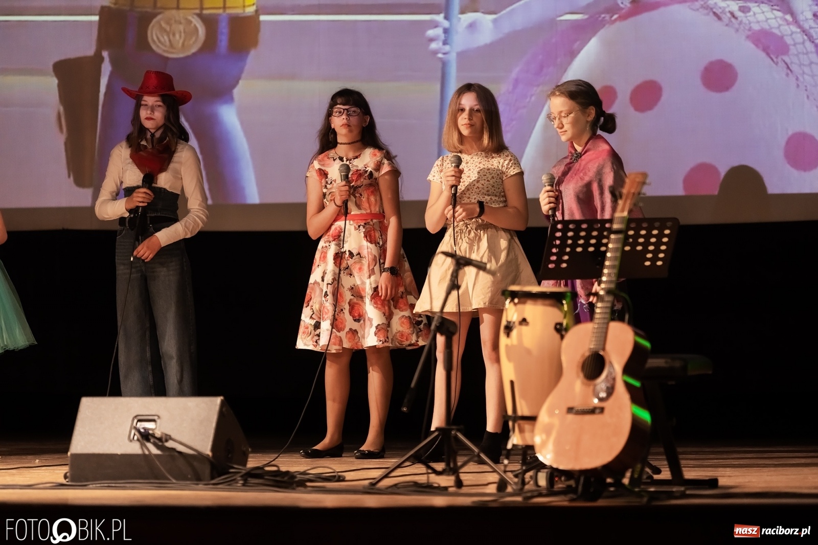 Zdjęcie w galerii na portalu naszraciborz.pl: Koncert disney'owski w wykonaniu zespołu wokalnego Perspektywa w RCK wiadomości z regionu