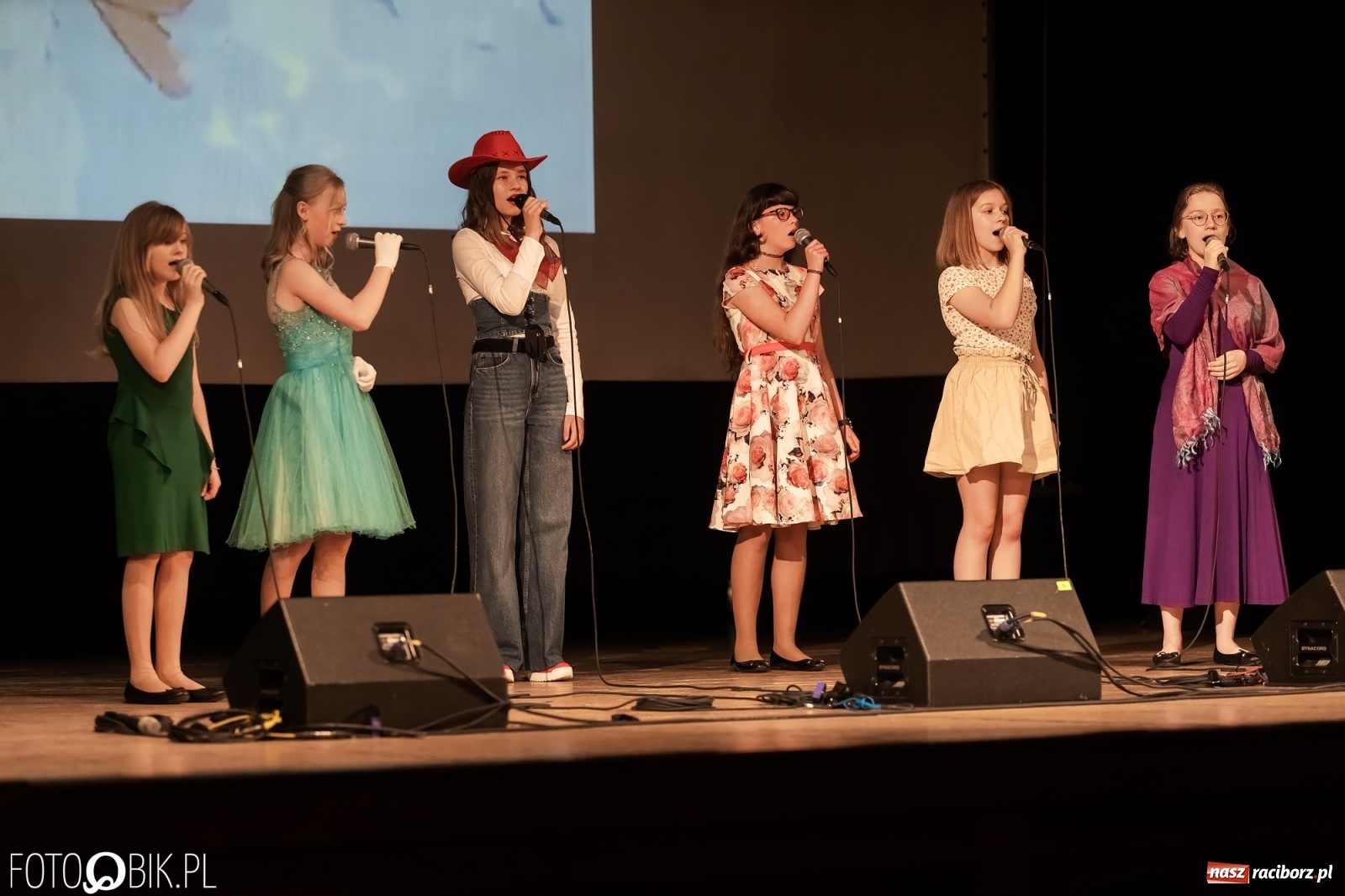 Zdjęcie w galerii na portalu naszraciborz.pl: Koncert disney'owski w wykonaniu zespołu wokalnego Perspektywa w RCK wiadomości z regionu