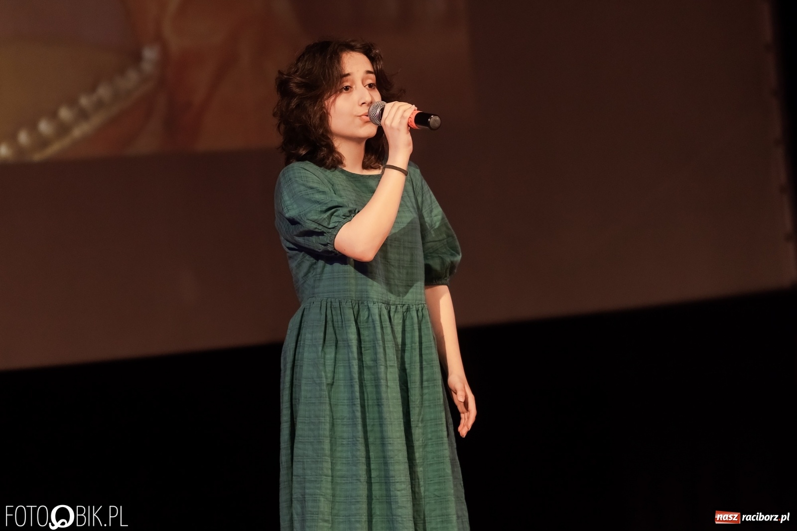 Zdjęcie w galerii na portalu naszraciborz.pl: Koncert disney'owski w wykonaniu zespołu wokalnego Perspektywa w RCK wiadomości z regionu