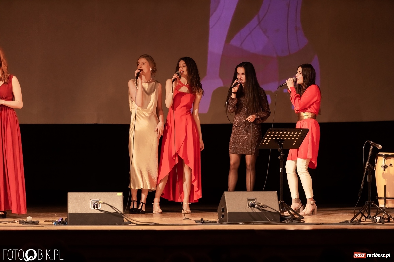 Zdjęcie w galerii na portalu naszraciborz.pl: Koncert disney'owski w wykonaniu zespołu wokalnego Perspektywa w RCK wiadomości z regionu