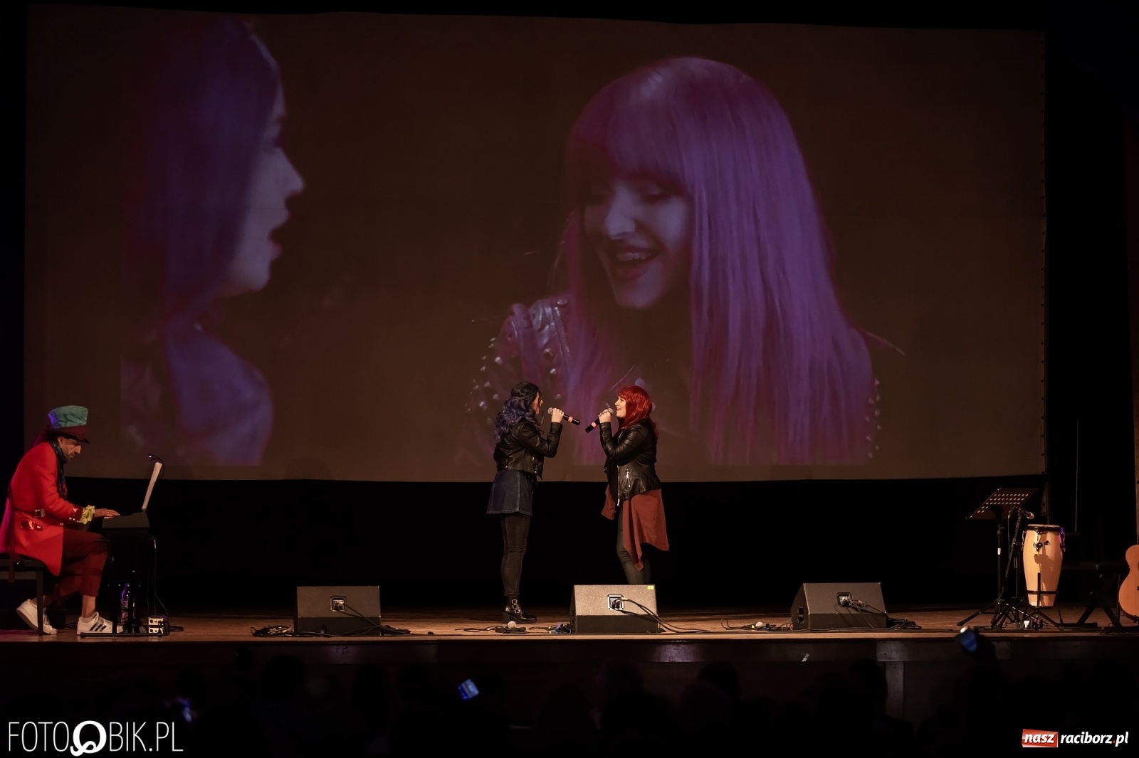 Zdjęcie w galerii na portalu naszraciborz.pl: Koncert disney'owski w wykonaniu zespołu wokalnego Perspektywa w RCK wiadomości z regionu