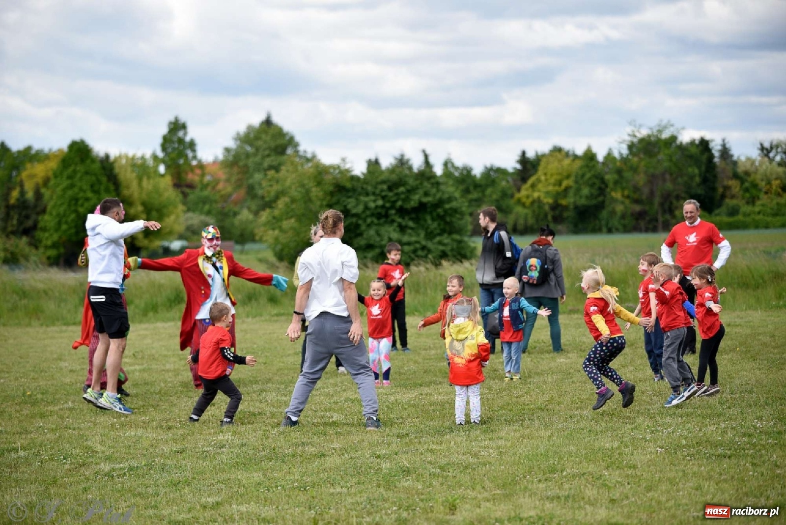 Zdjęcie w galerii na portalu naszraciborz.pl: 4. Bieg Małego Polaka im. Cichociemnych [FOTO i WIDEO] wiadomości z regionu