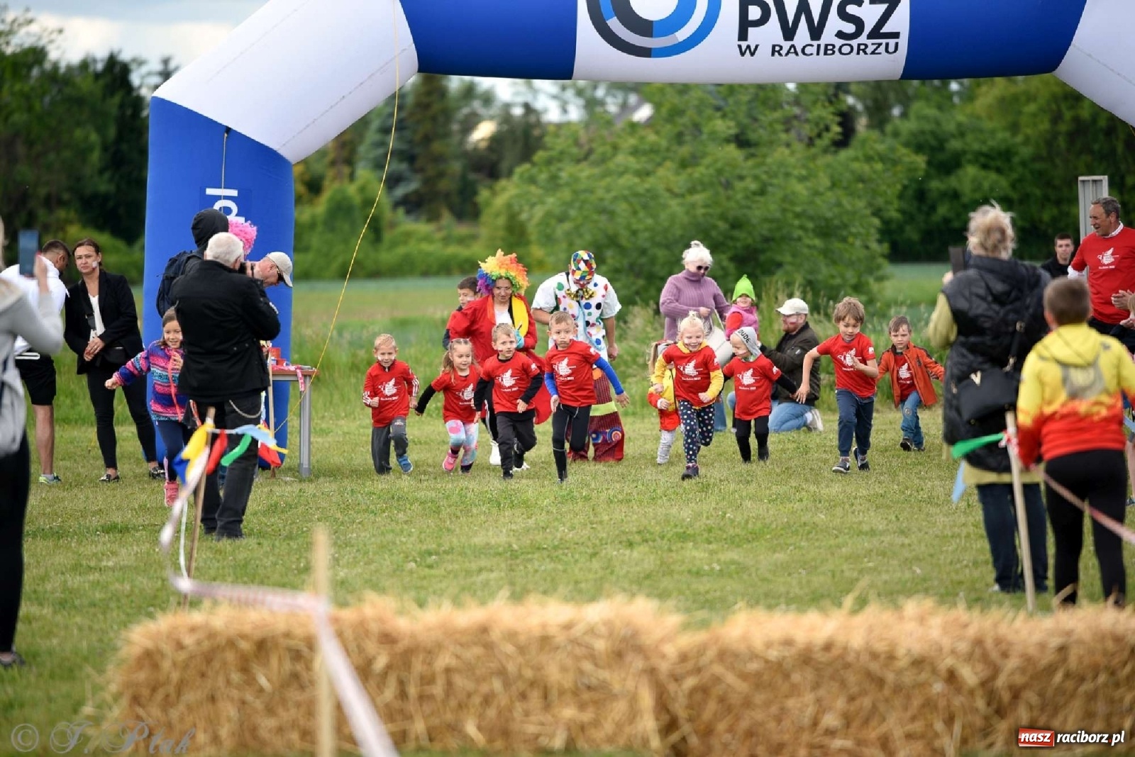 Zdjęcie w galerii na portalu naszraciborz.pl: 4. Bieg Małego Polaka im. Cichociemnych [FOTO i WIDEO] wiadomości z regionu