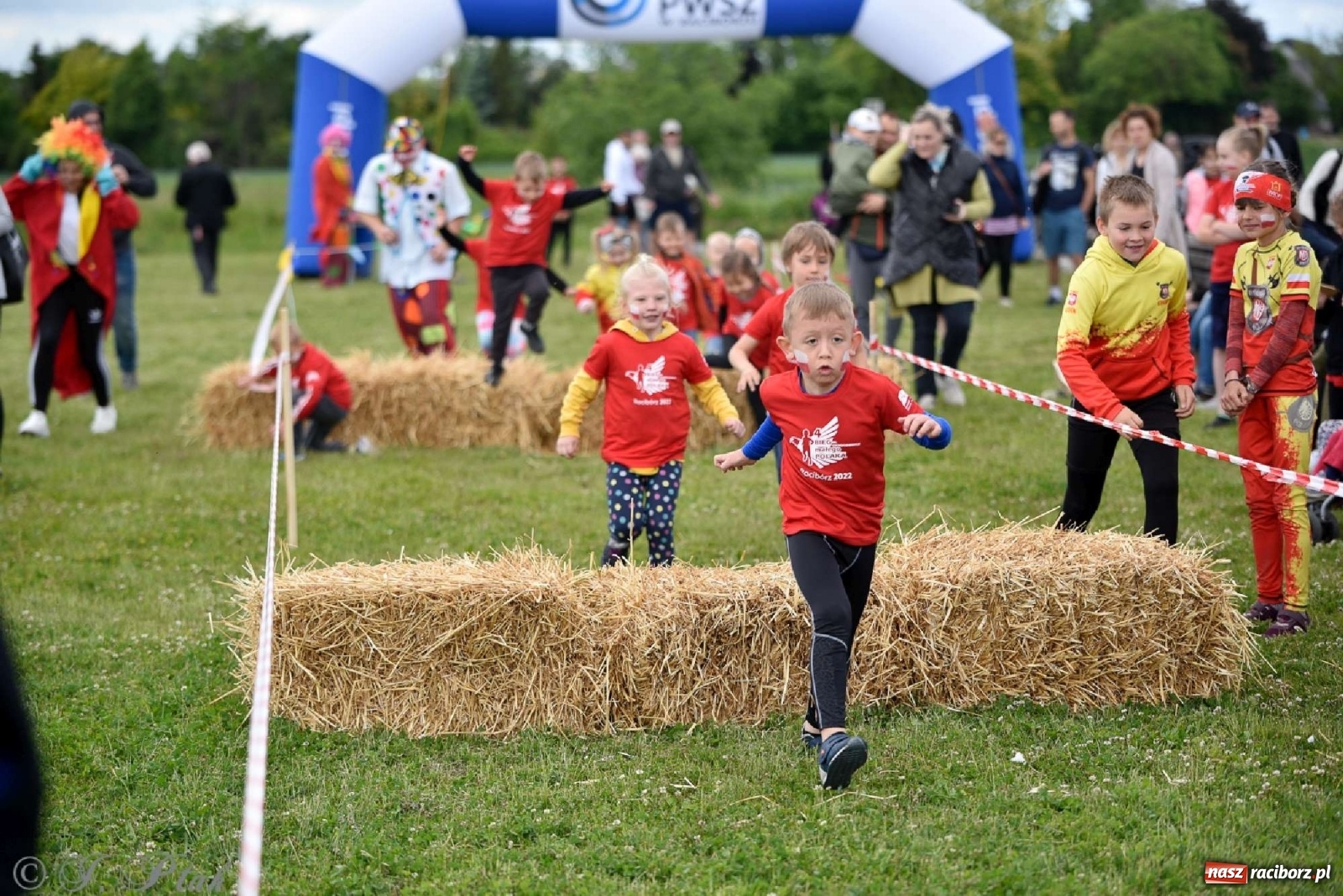 Zdjęcie w galerii na portalu naszraciborz.pl: 4. Bieg Małego Polaka im. Cichociemnych [FOTO i WIDEO] wiadomości z regionu