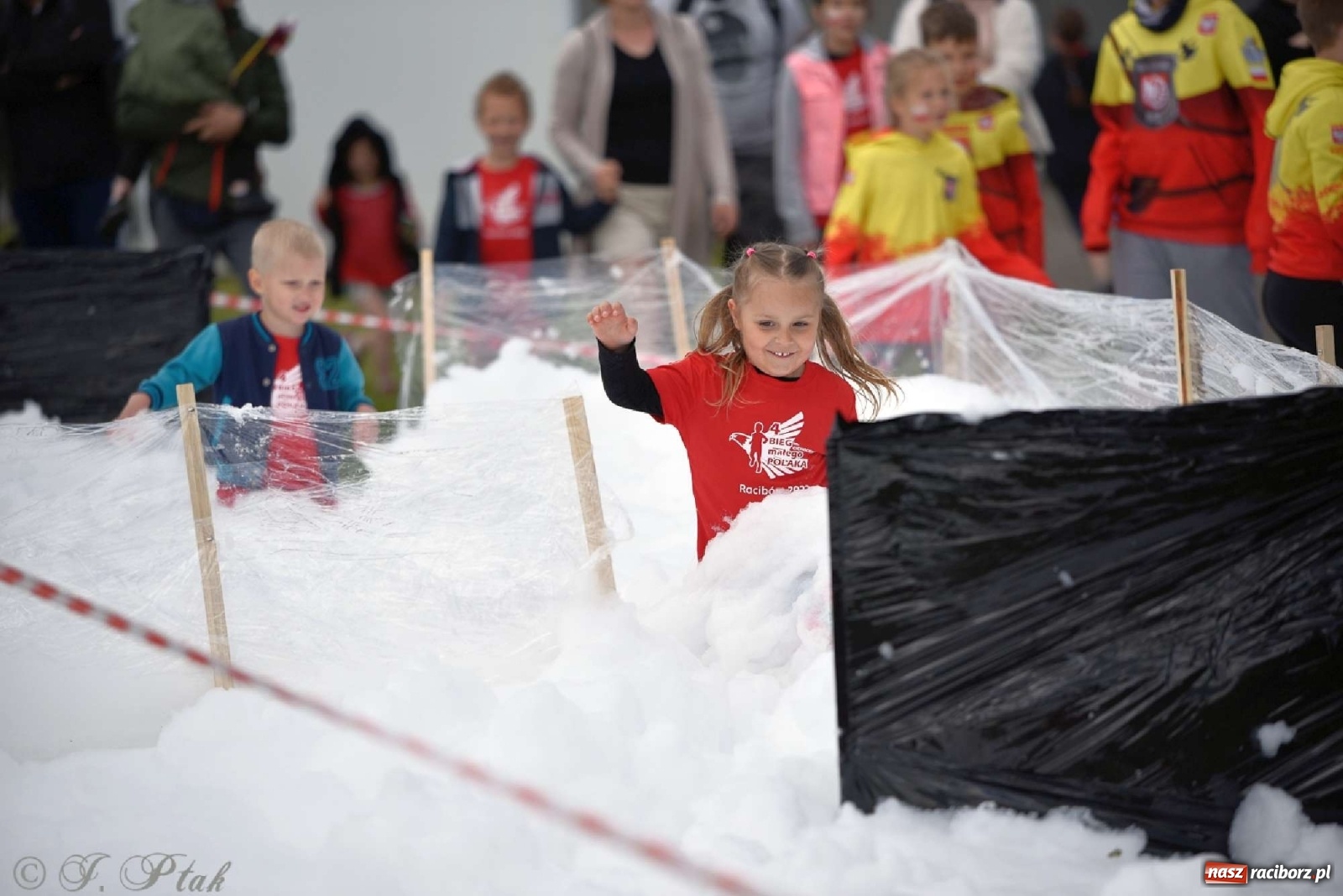 Zdjęcie w galerii na portalu naszraciborz.pl: 4. Bieg Małego Polaka im. Cichociemnych [FOTO i WIDEO] wiadomości z regionu