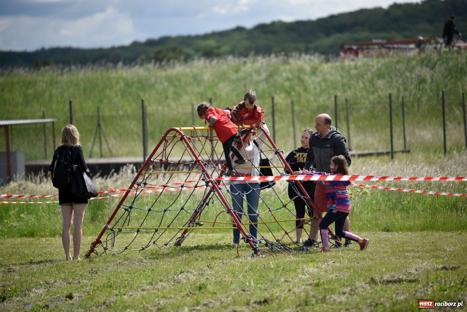 Zdjęcie w galerii na portalu naszraciborz.pl: 4. Bieg Małego Polaka im. Cichociemnych [FOTO i WIDEO] wiadomości z regionu