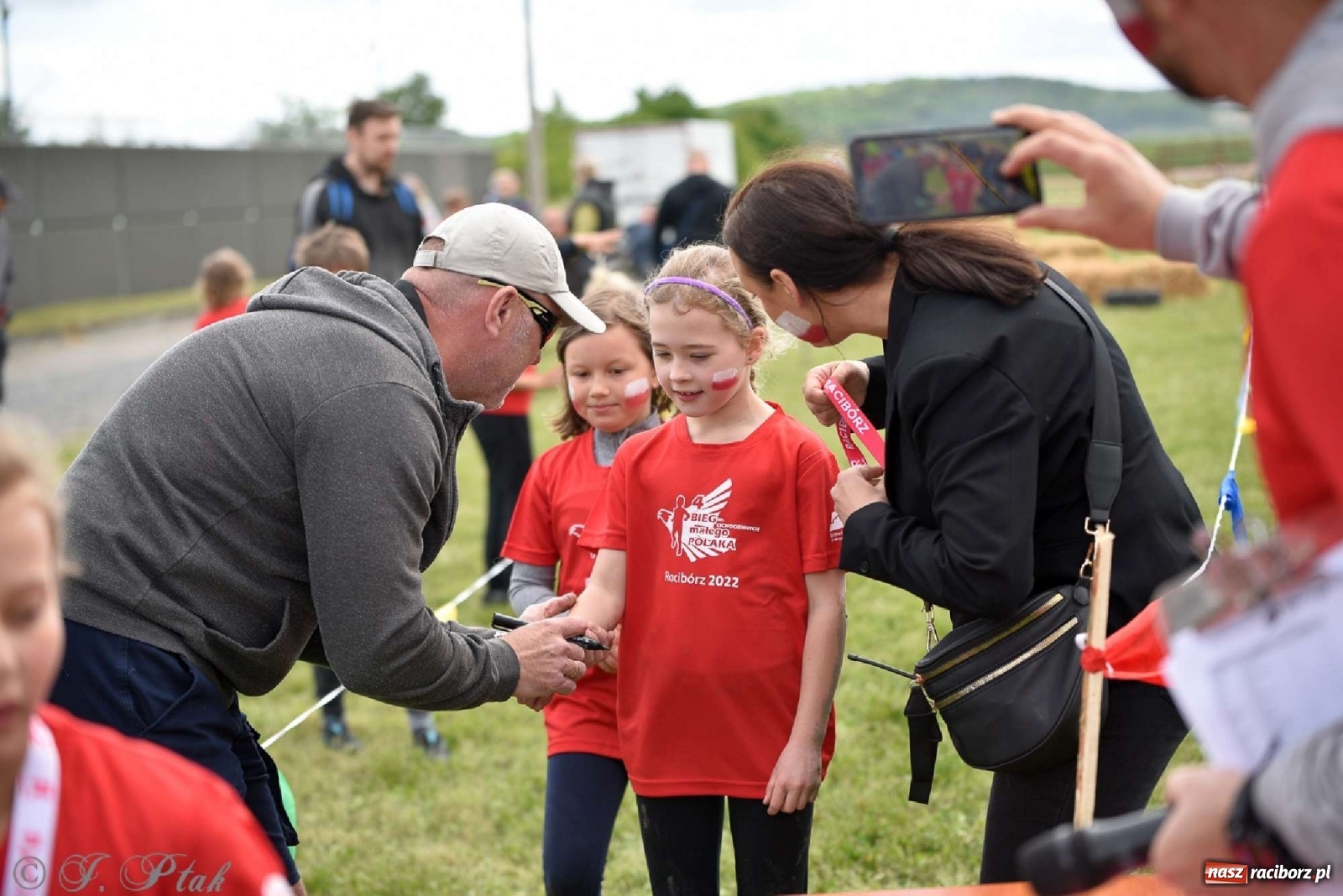 Zdjęcie w galerii na portalu naszraciborz.pl: 4. Bieg Małego Polaka im. Cichociemnych [FOTO i WIDEO] wiadomości z regionu