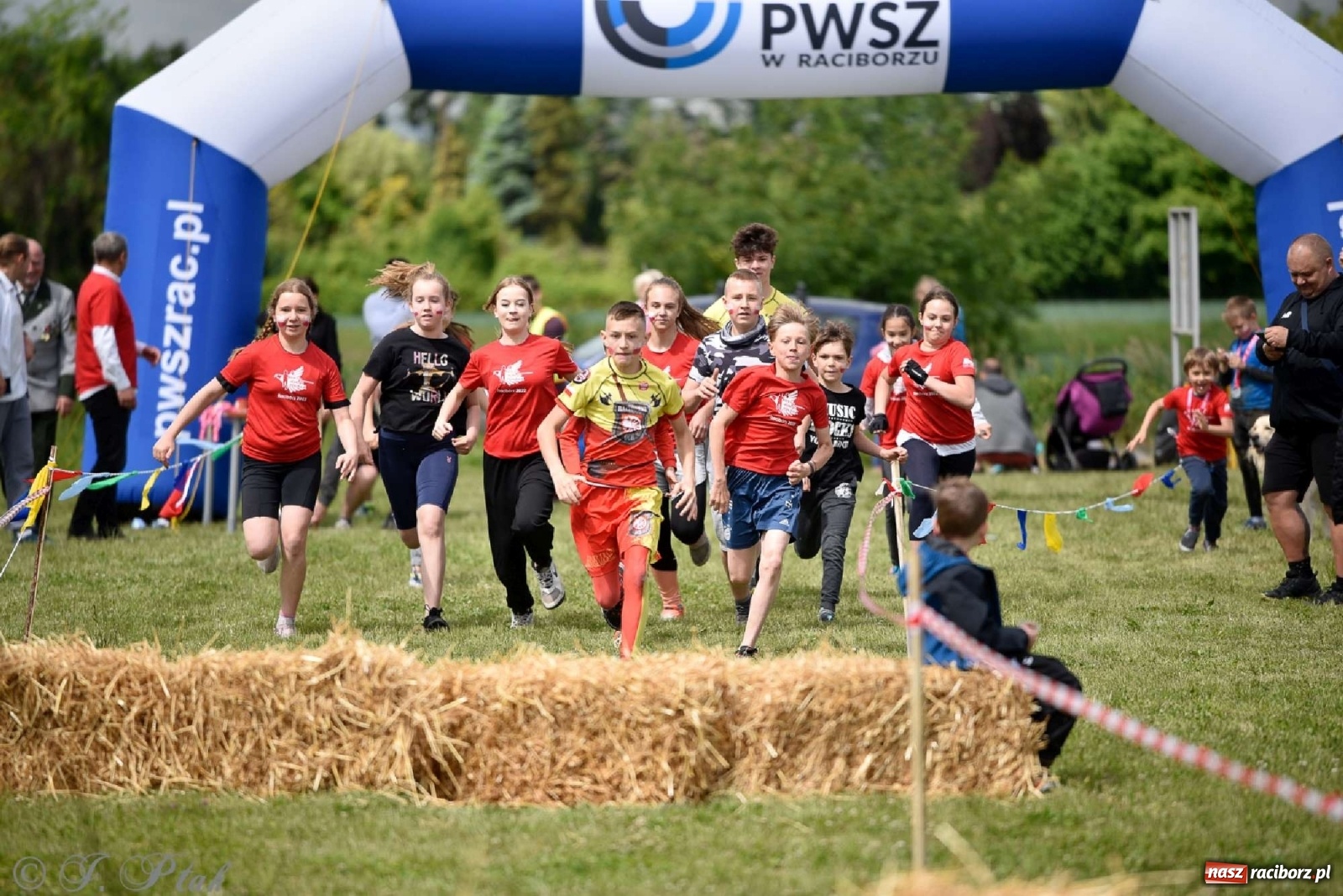 Zdjęcie w galerii na portalu naszraciborz.pl: 4. Bieg Małego Polaka im. Cichociemnych [FOTO i WIDEO] wiadomości z regionu