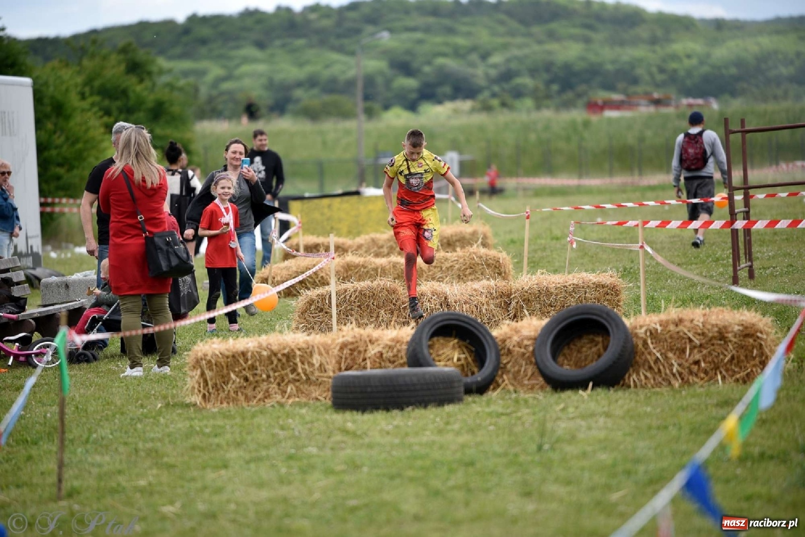 Zdjęcie w galerii na portalu naszraciborz.pl: 4. Bieg Małego Polaka im. Cichociemnych [FOTO i WIDEO] wiadomości z regionu