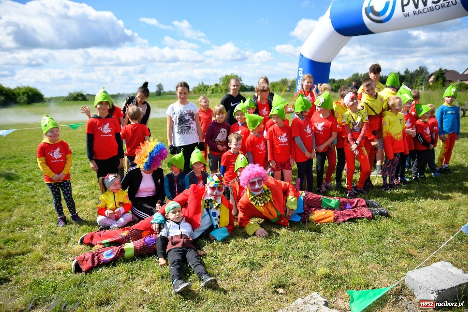 Zdjęcie w galerii na portalu naszraciborz.pl: 4. Bieg Małego Polaka im. Cichociemnych [FOTO i WIDEO] wiadomości z regionu