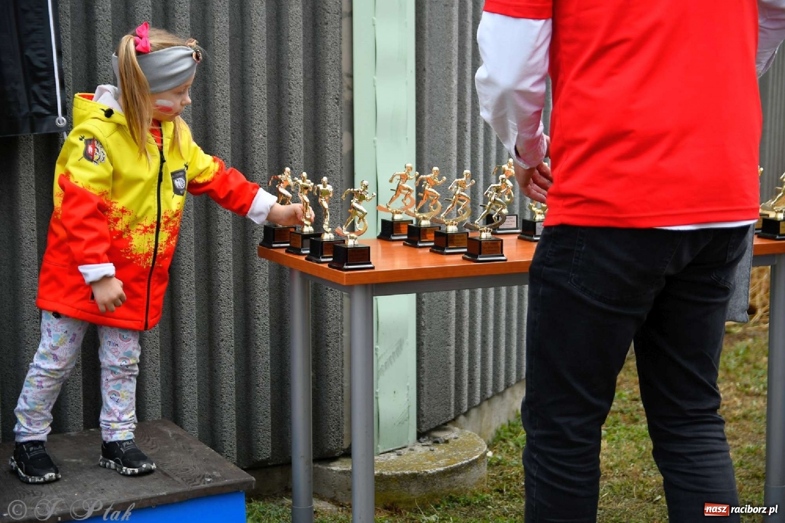 Zdjęcie w galerii na portalu naszraciborz.pl: 4. Bieg Małego Polaka im. Cichociemnych [FOTO i WIDEO] wiadomości z regionu