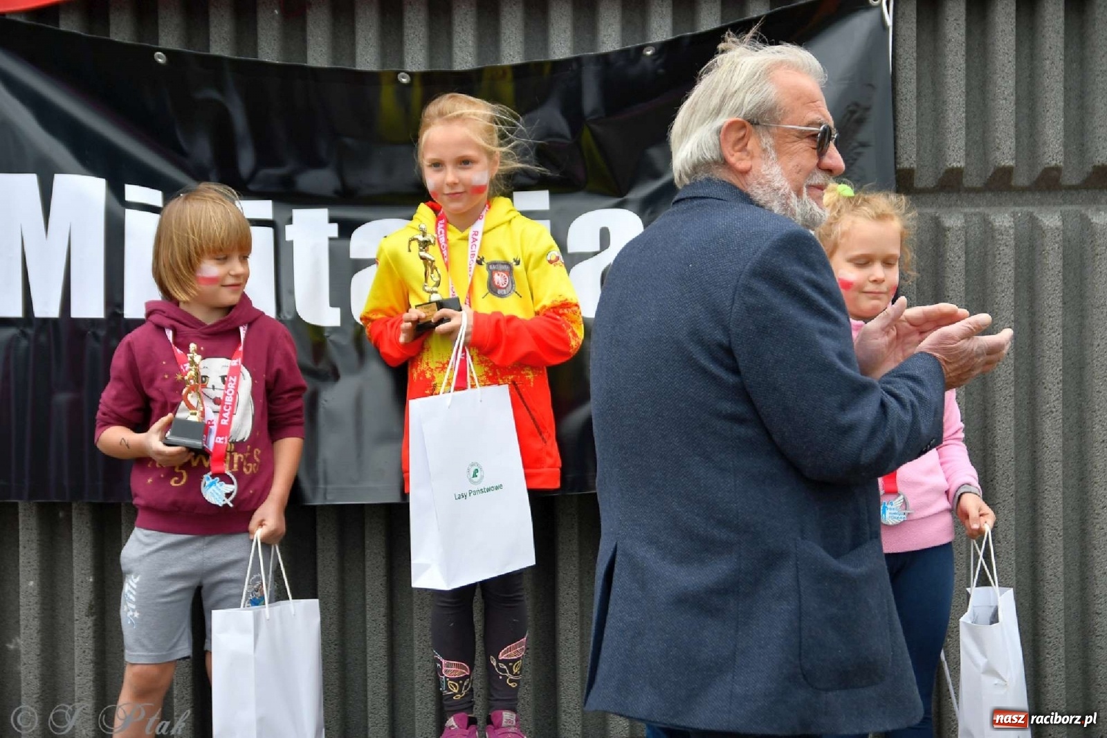 Zdjęcie w galerii na portalu naszraciborz.pl: 4. Bieg Małego Polaka im. Cichociemnych [FOTO i WIDEO] wiadomości z regionu
