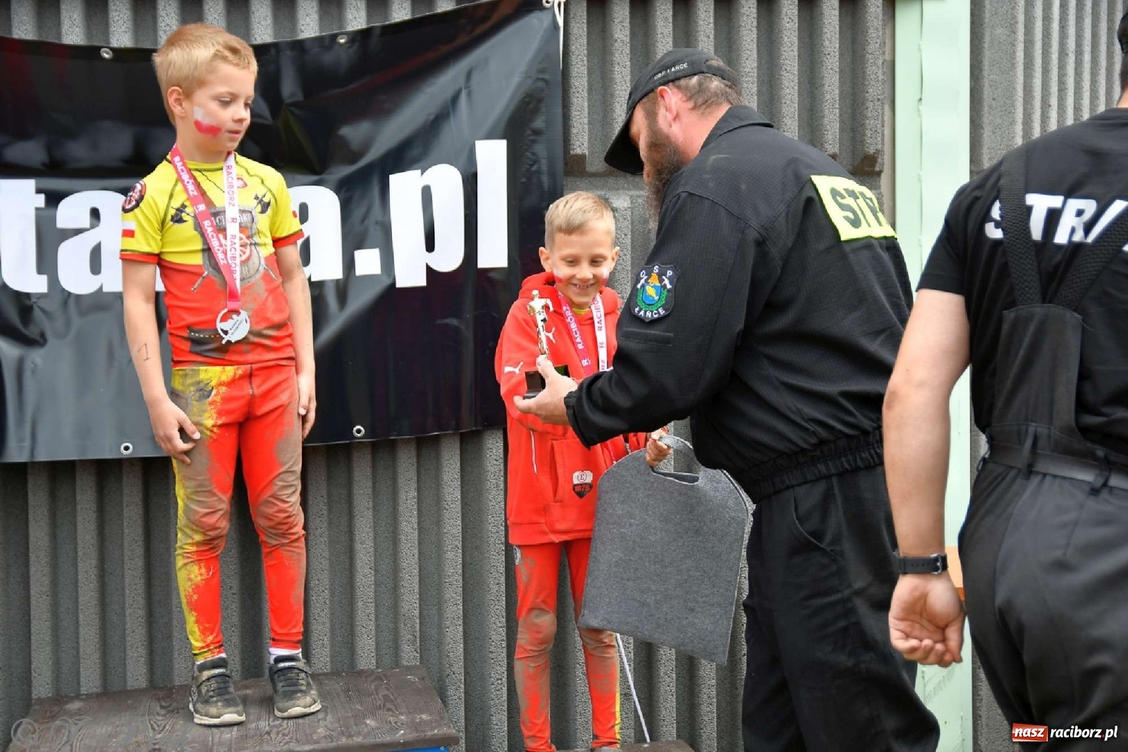 Zdjęcie w galerii na portalu naszraciborz.pl: 4. Bieg Małego Polaka im. Cichociemnych [FOTO i WIDEO] wiadomości z regionu
