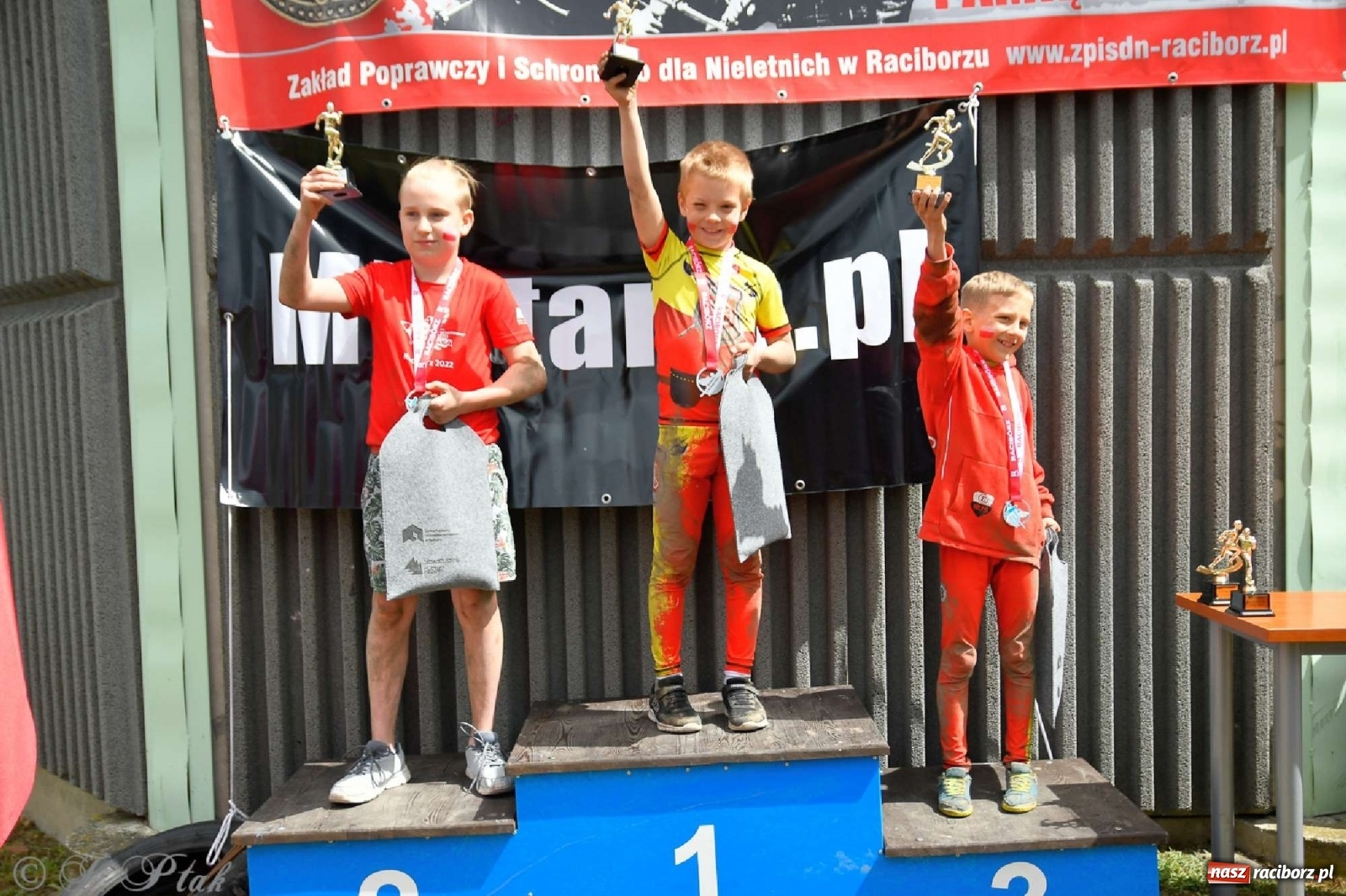 Zdjęcie w galerii na portalu naszraciborz.pl: 4. Bieg Małego Polaka im. Cichociemnych [FOTO i WIDEO] wiadomości z regionu