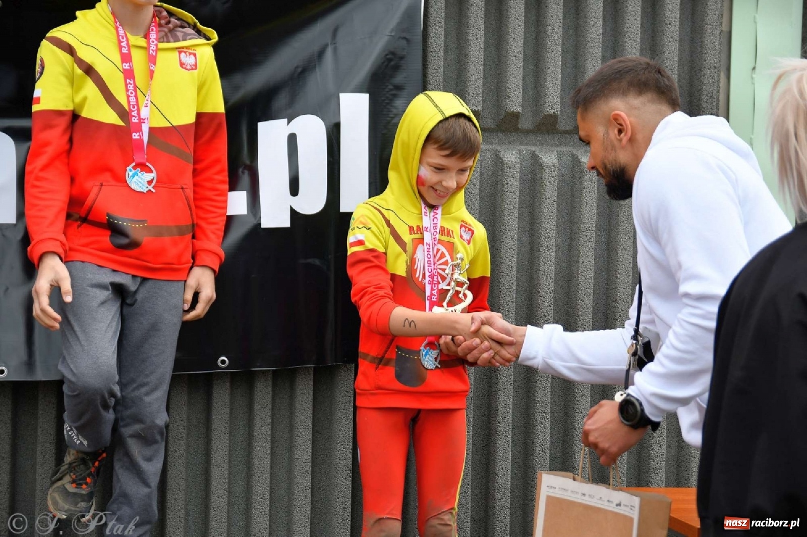 Zdjęcie w galerii na portalu naszraciborz.pl: 4. Bieg Małego Polaka im. Cichociemnych [FOTO i WIDEO] wiadomości z regionu