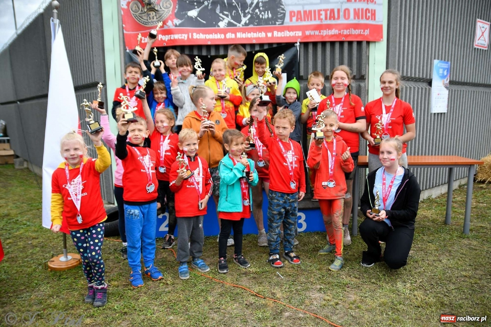 Zdjęcie w galerii na portalu naszraciborz.pl: 4. Bieg Małego Polaka im. Cichociemnych [FOTO i WIDEO] wiadomości z regionu