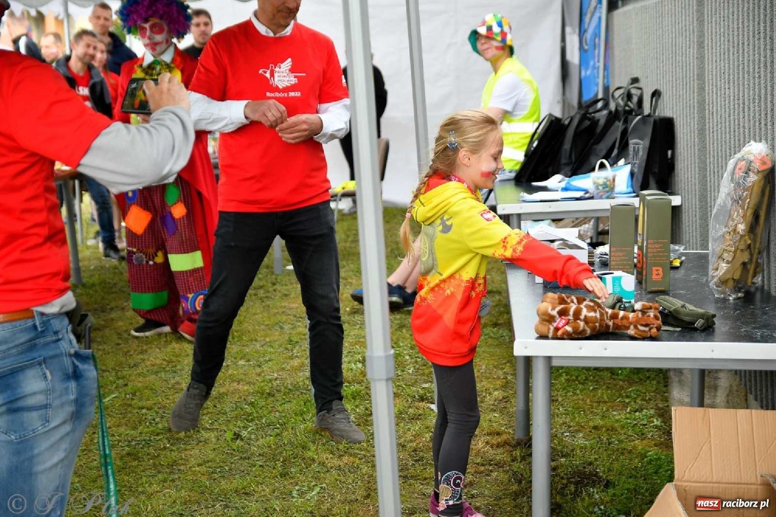 Zdjęcie w galerii na portalu naszraciborz.pl: 4. Bieg Małego Polaka im. Cichociemnych [FOTO i WIDEO] wiadomości z regionu