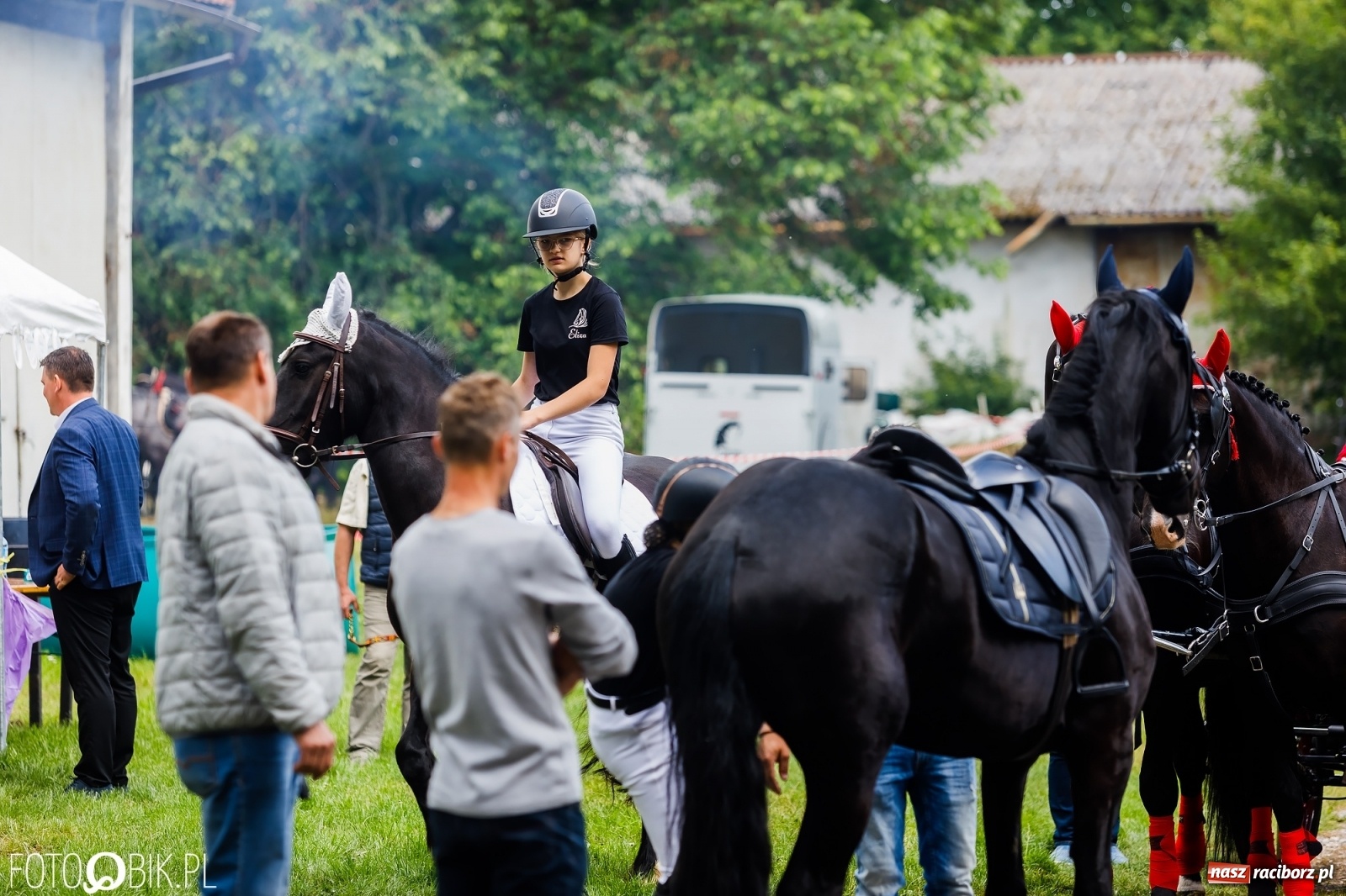 Zdjęcie w galerii na portalu naszraciborz.pl: Konna procesja na św. Urbana w Łubowicach wiadomości z regionu