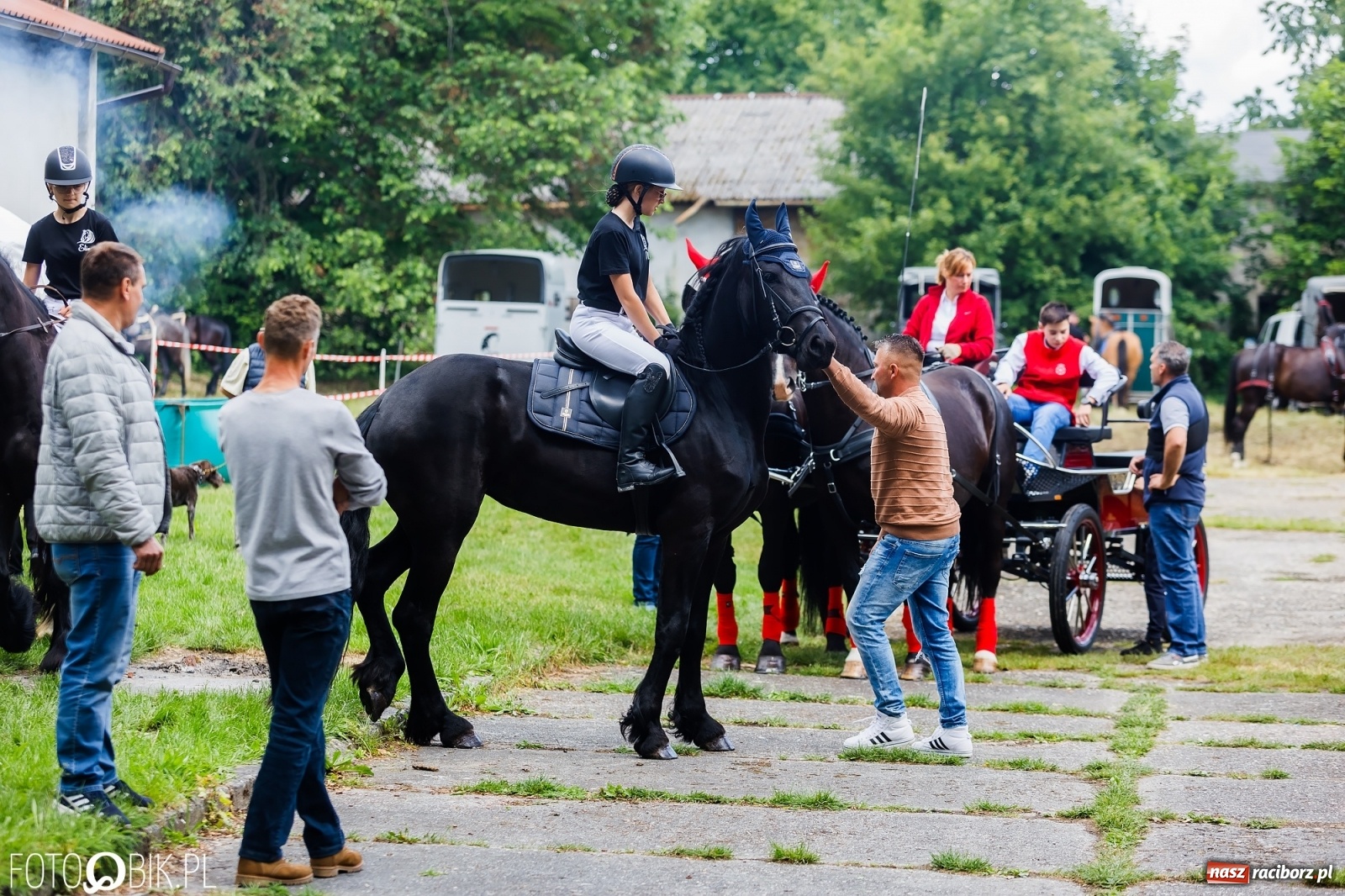 Zdjęcie w galerii na portalu naszraciborz.pl: Konna procesja na św. Urbana w Łubowicach wiadomości z regionu