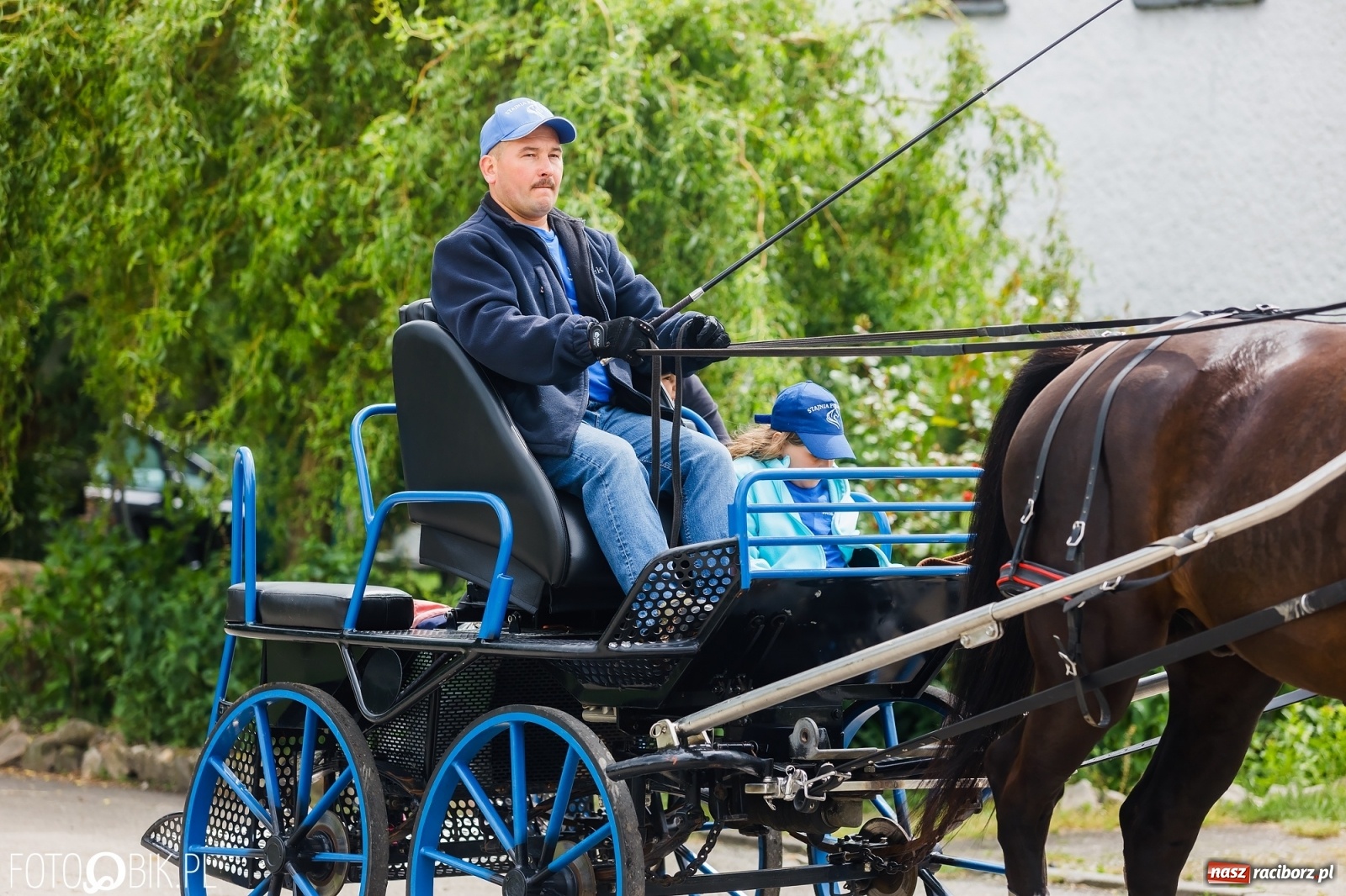 Zdjęcie w galerii na portalu naszraciborz.pl: Konna procesja na św. Urbana w Łubowicach wiadomości z regionu