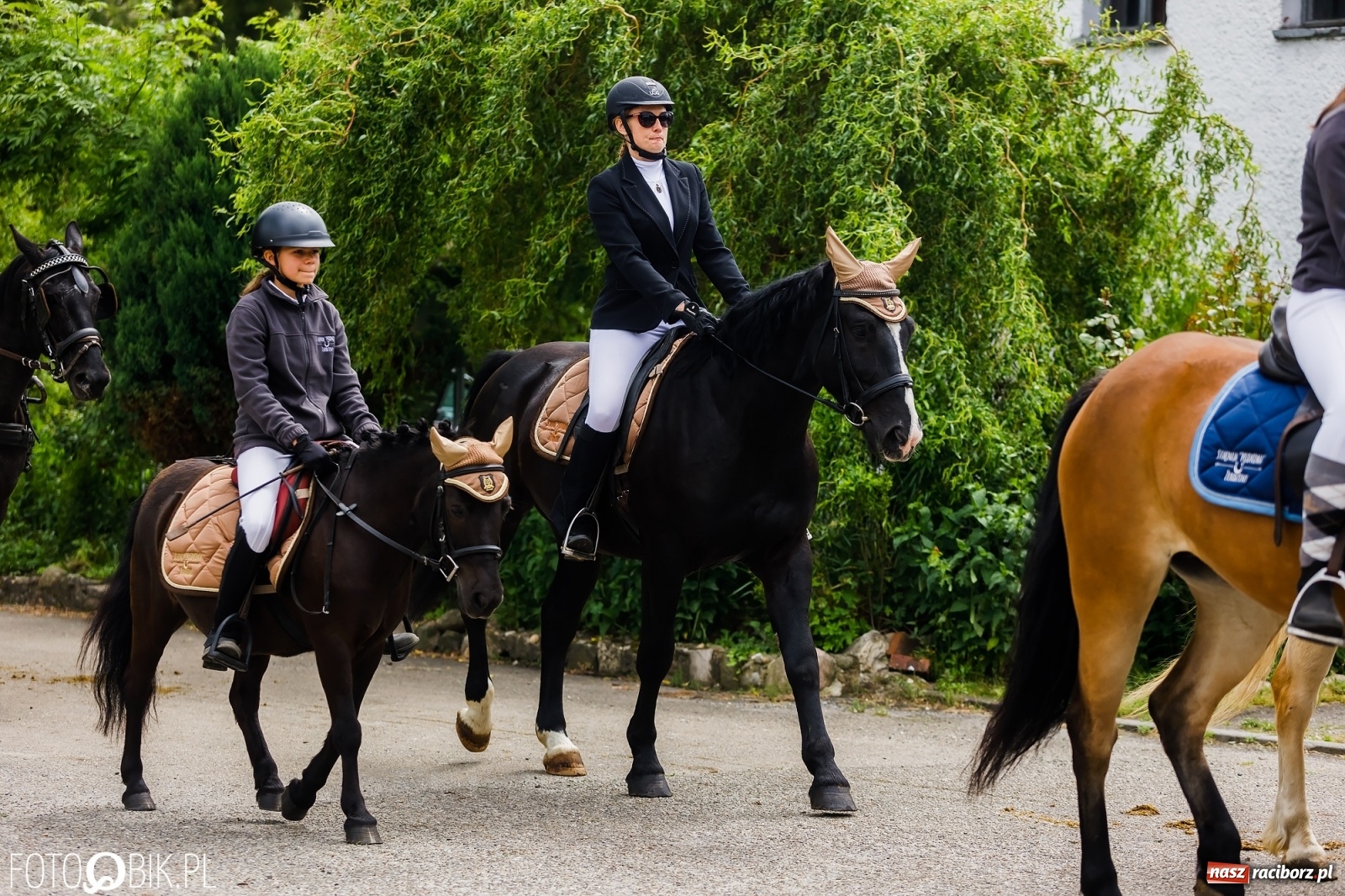 Zdjęcie w galerii na portalu naszraciborz.pl: Konna procesja na św. Urbana w Łubowicach wiadomości z regionu
