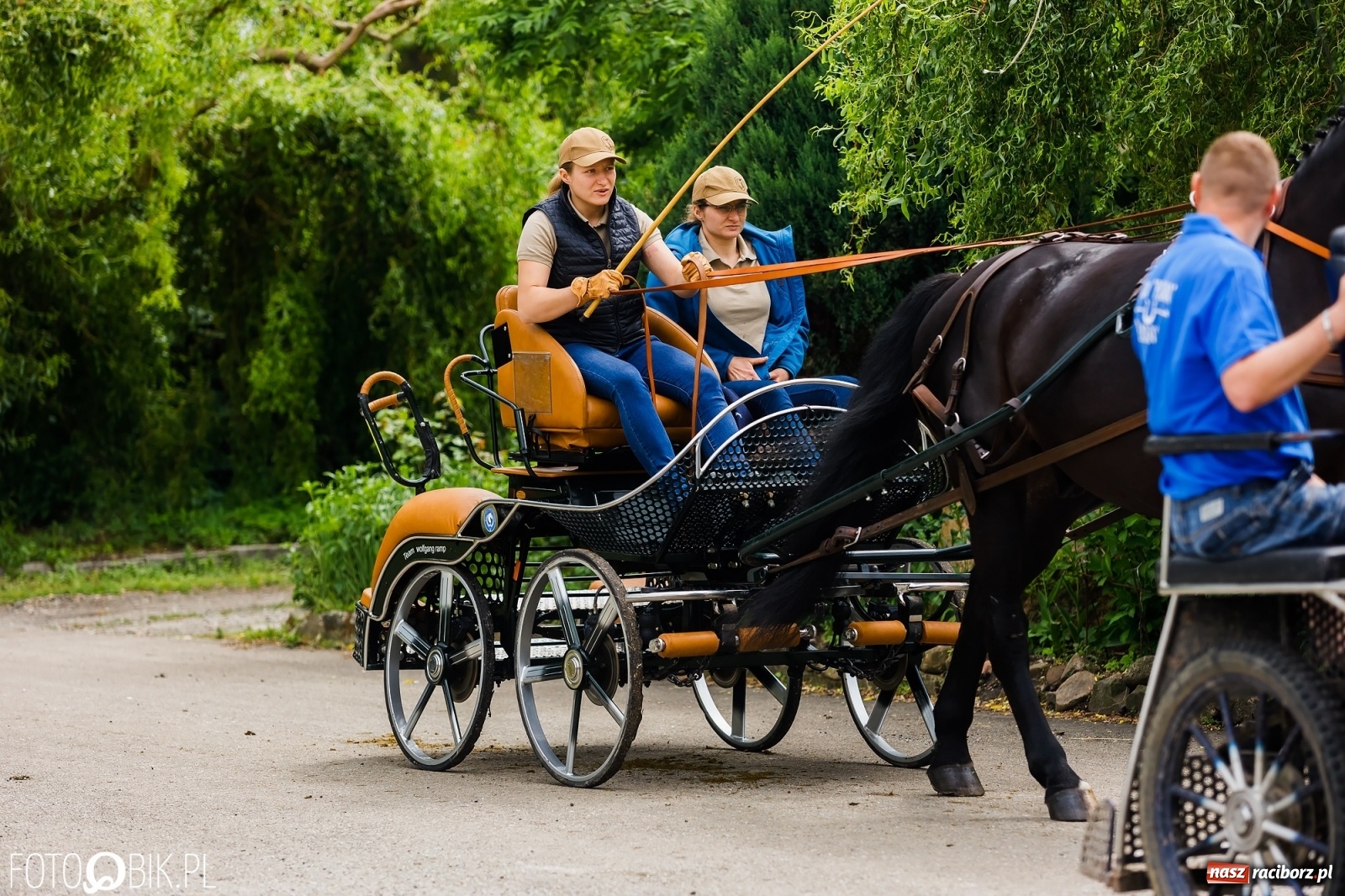Zdjęcie w galerii na portalu naszraciborz.pl: Konna procesja na św. Urbana w Łubowicach wiadomości z regionu