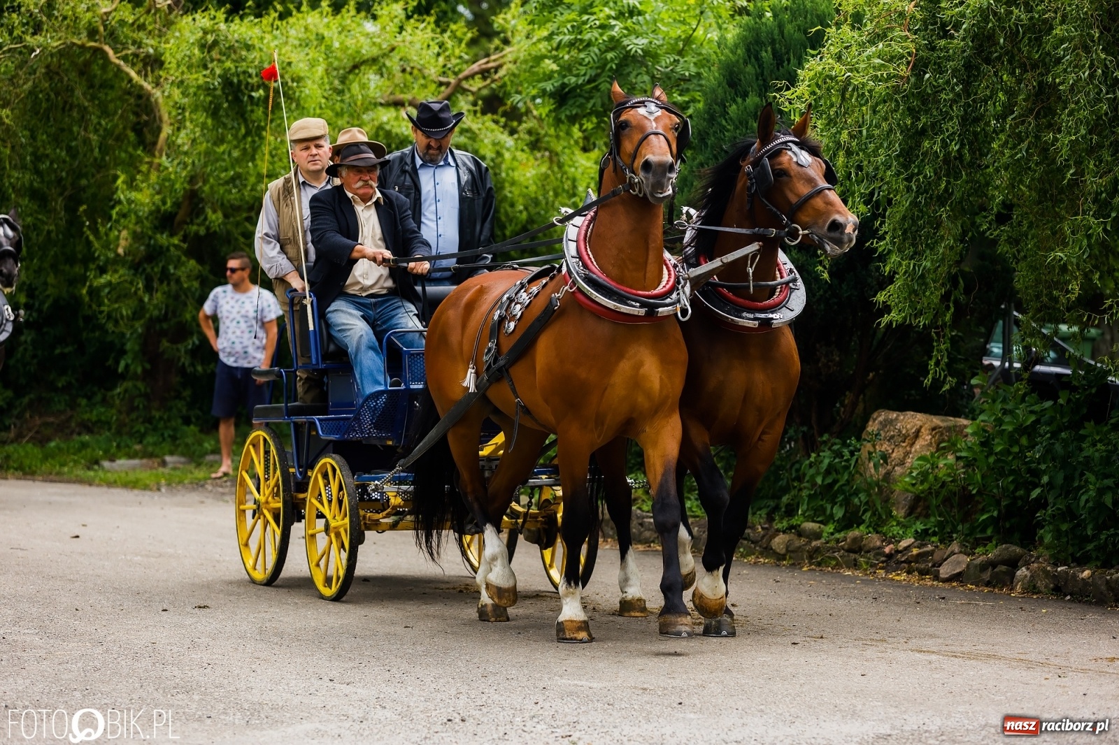 Zdjęcie w galerii na portalu naszraciborz.pl: Konna procesja na św. Urbana w Łubowicach wiadomości z regionu