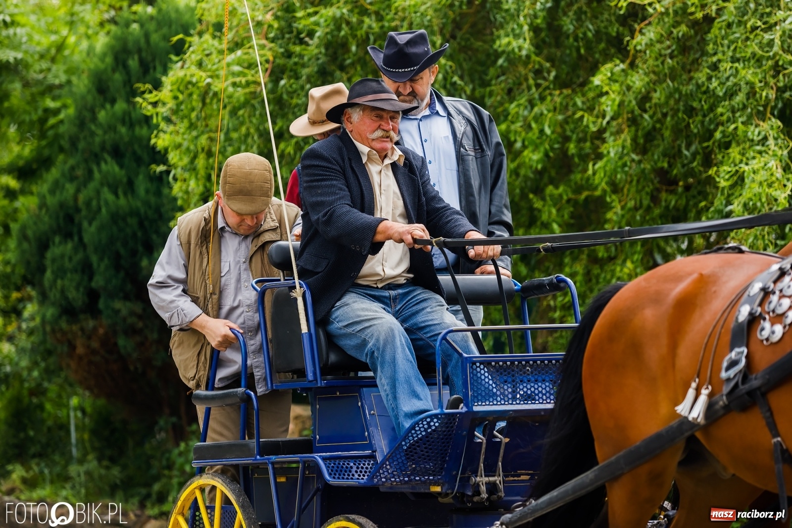 Zdjęcie w galerii na portalu naszraciborz.pl: Konna procesja na św. Urbana w Łubowicach wiadomości z regionu