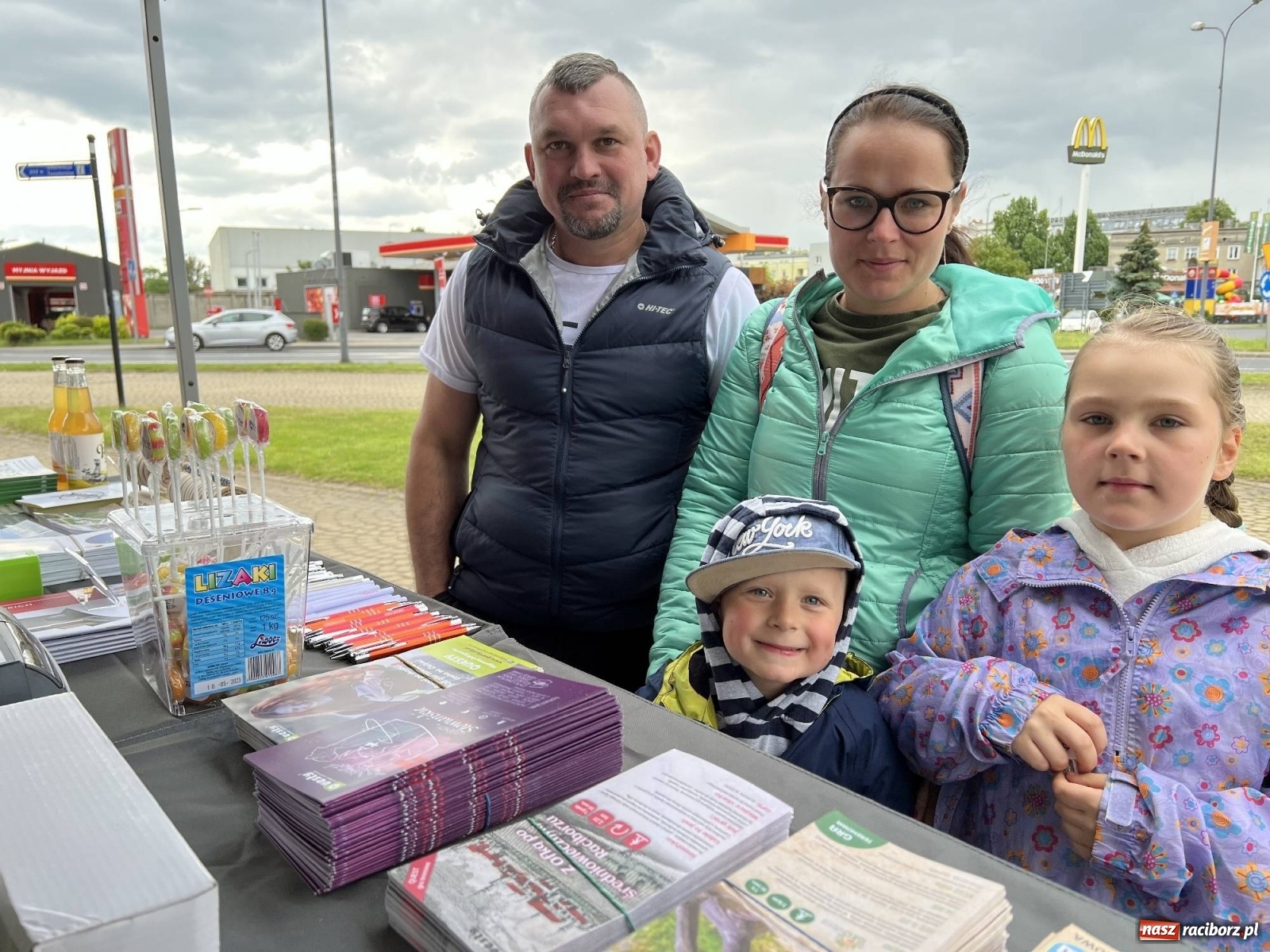 Zdjęcie w galerii na portalu naszraciborz.pl: Z bizneswoman po średniowiecznym Raciborzu - premiera drugiego questu [WIDEO] wiadomości z regionu